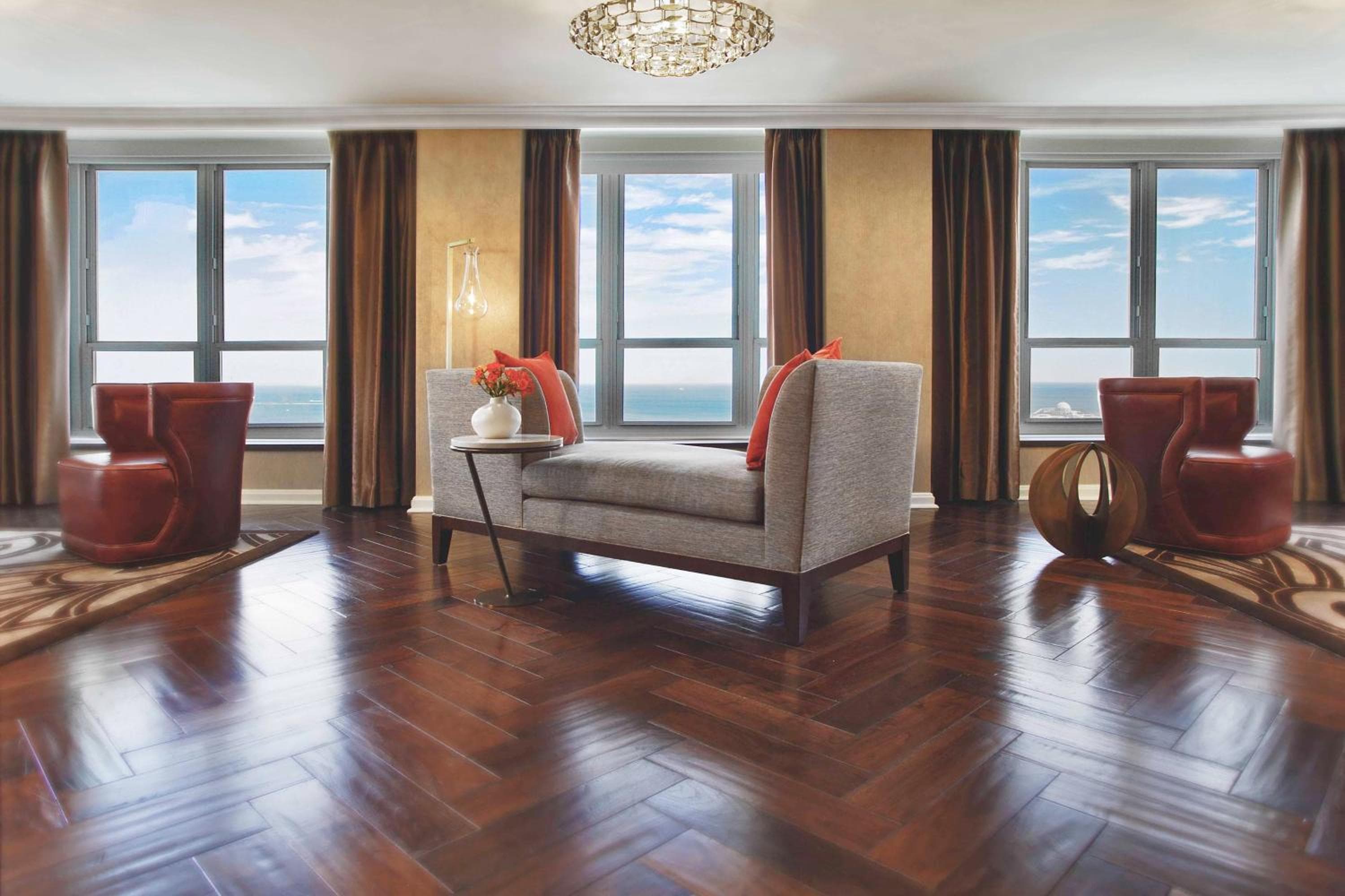 Hilton Chicago: lounge