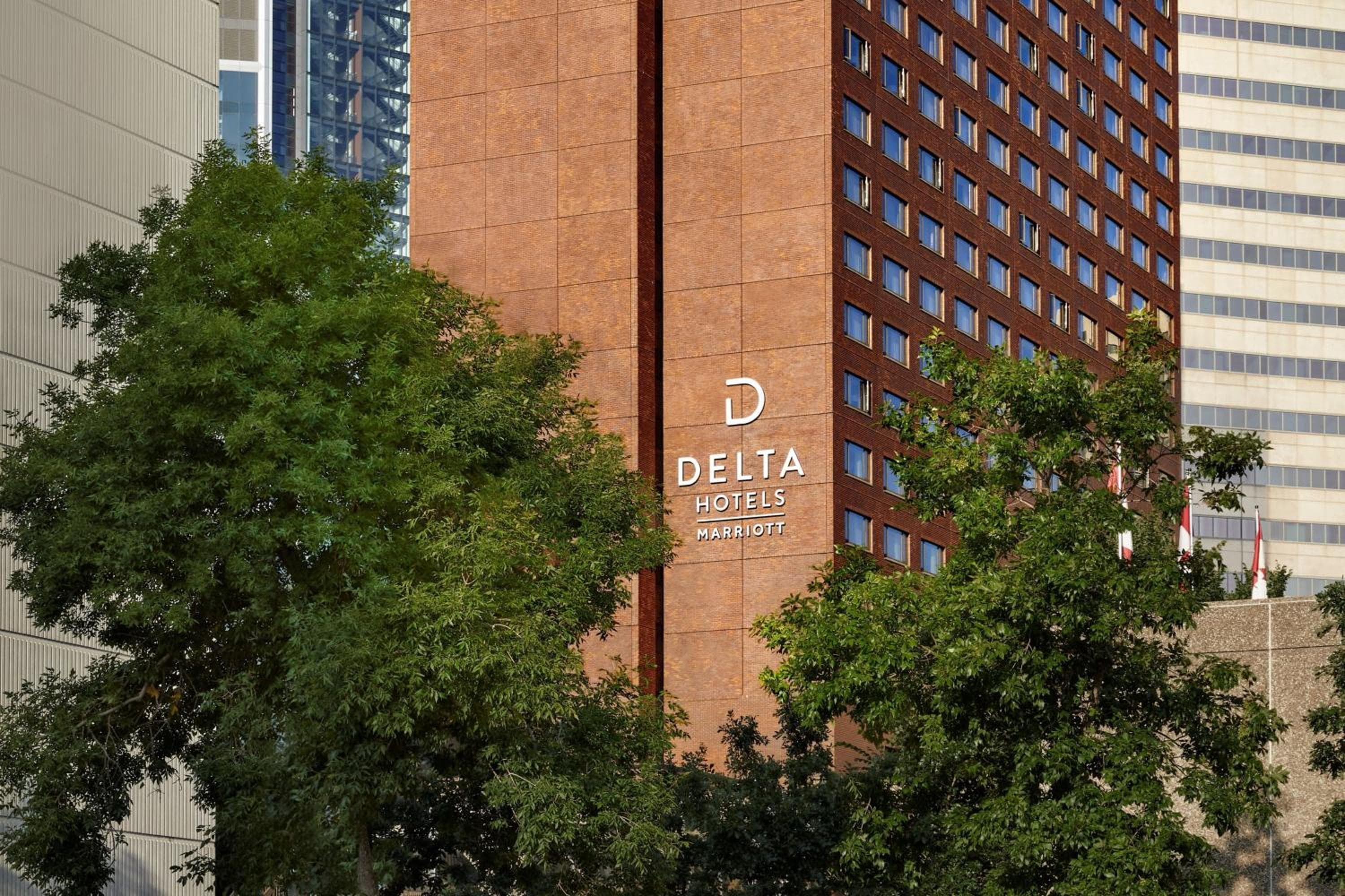 Delta Hotels by Marriott Calgary Downtown: building