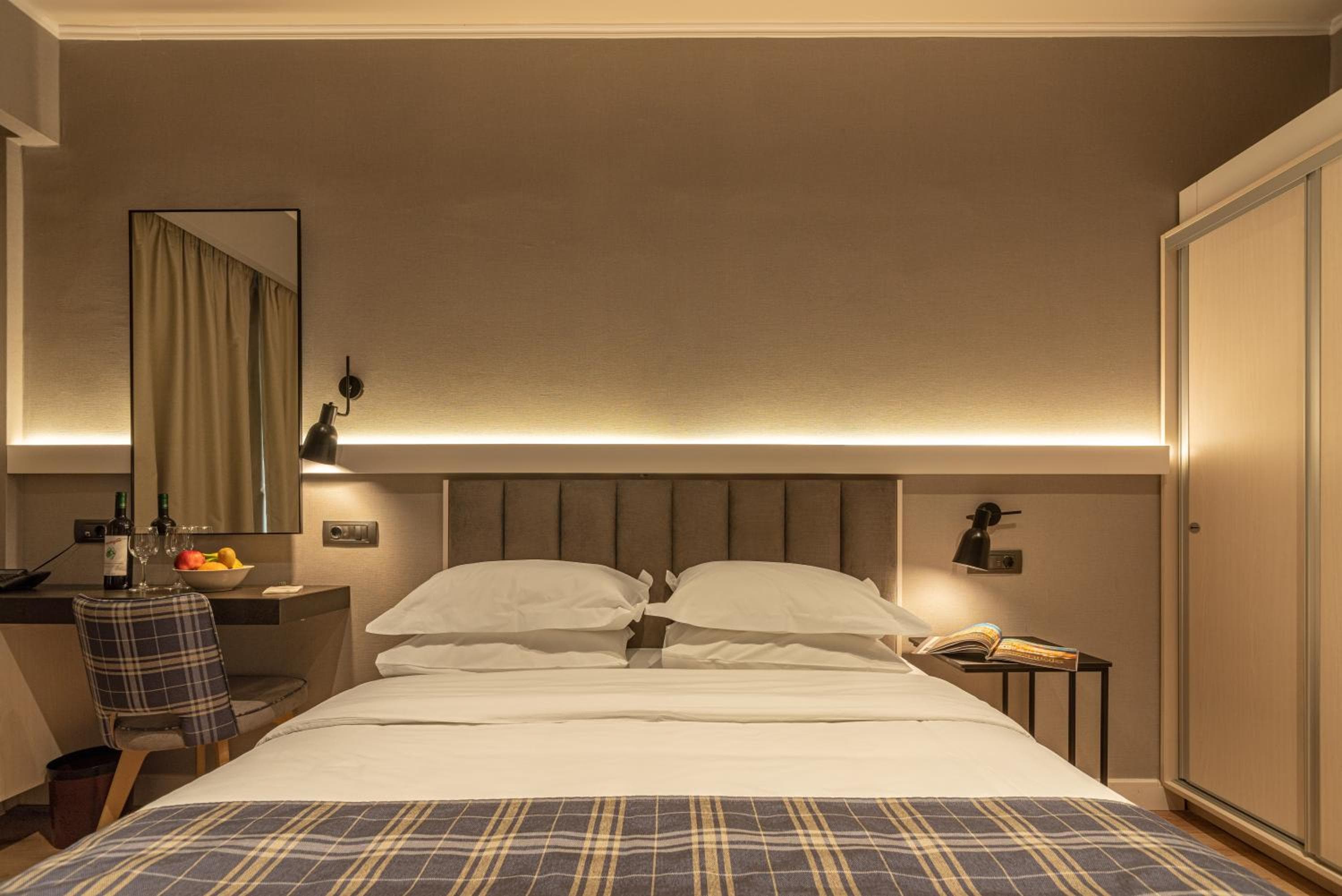 Athens Cypria Hotel: bedroom