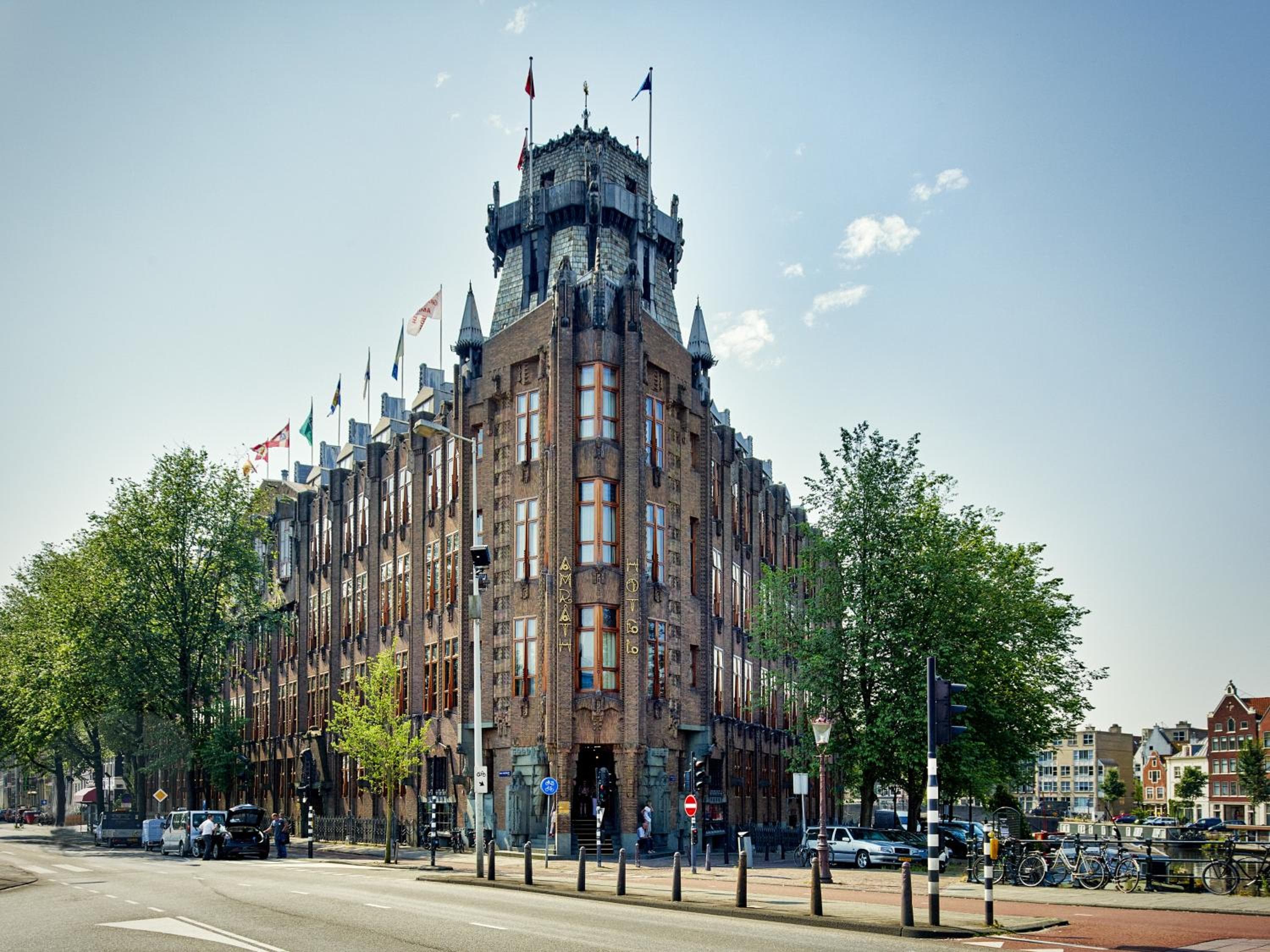 Grand Hotel Amrâth Amsterdam: building