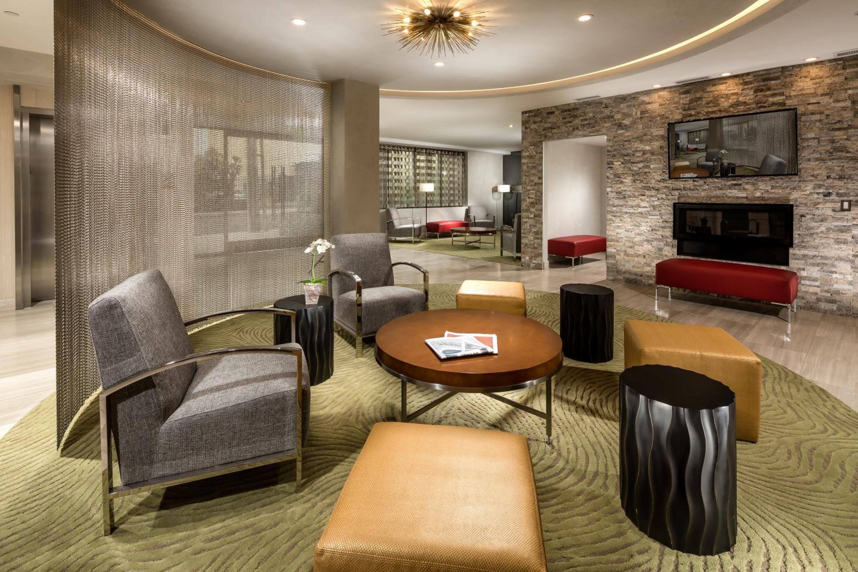Hotel Aventura
