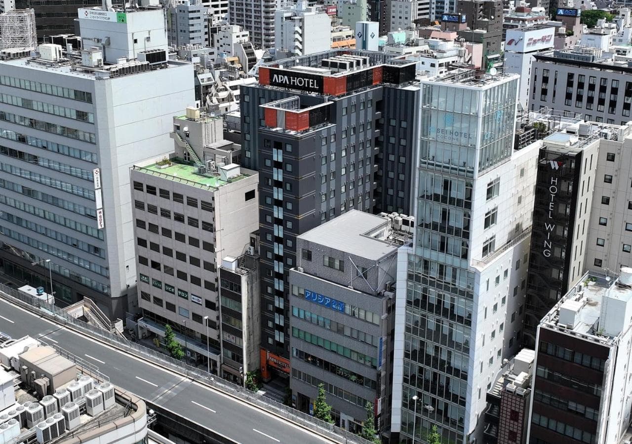APA Hotel Ueno Ekimae: building