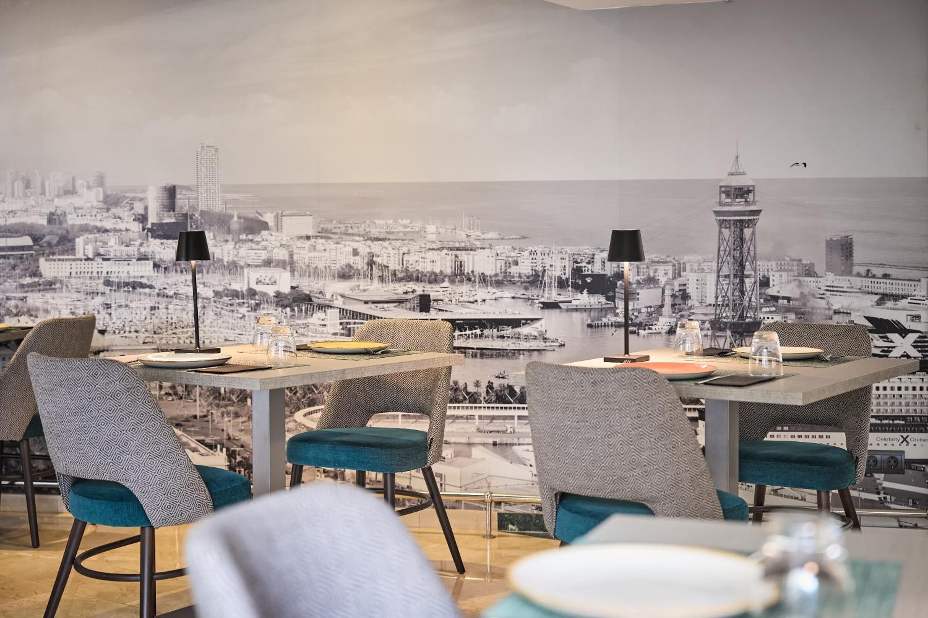 Catalonia Atenas: dining