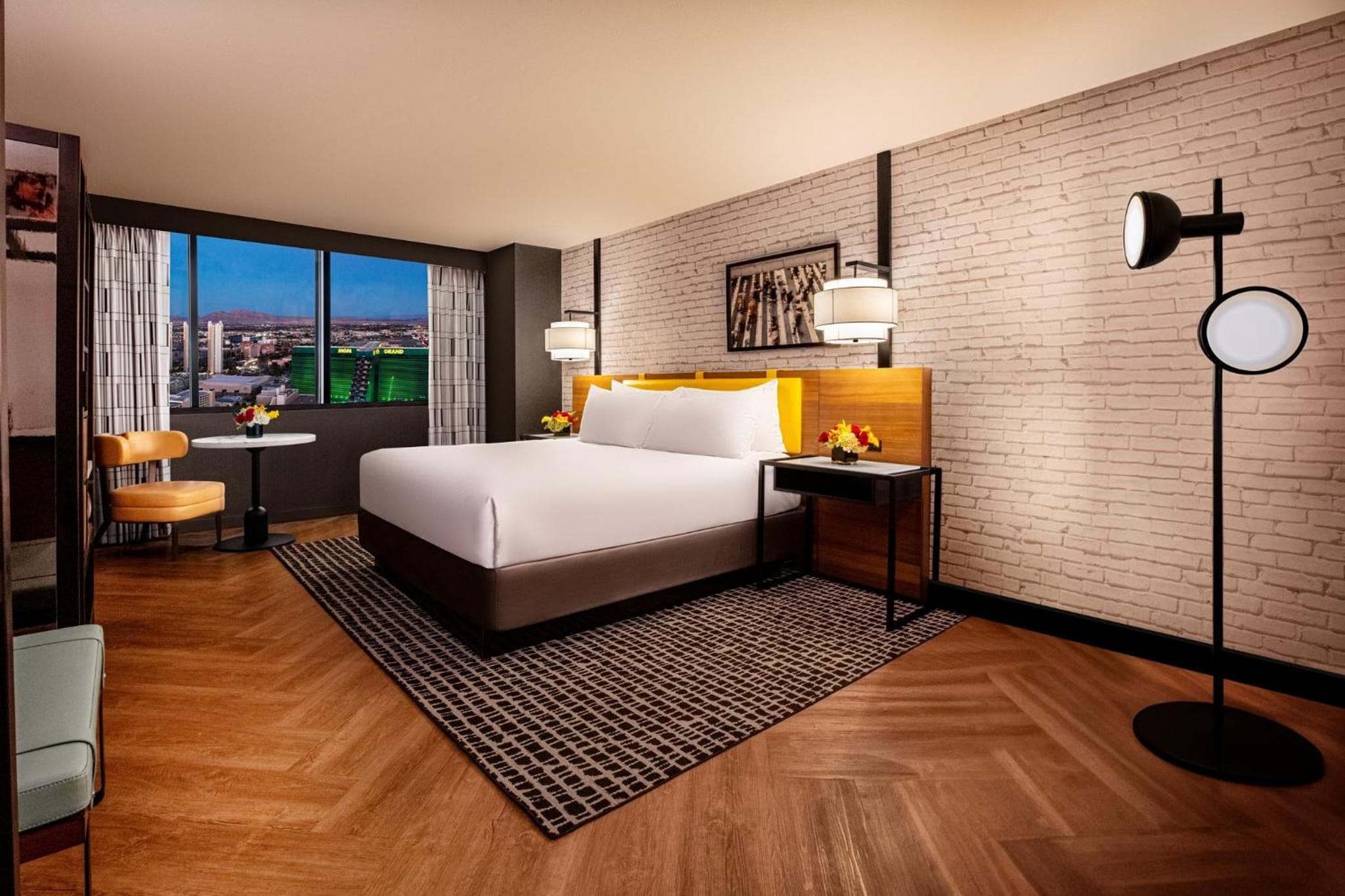 New York-New York: hotel room