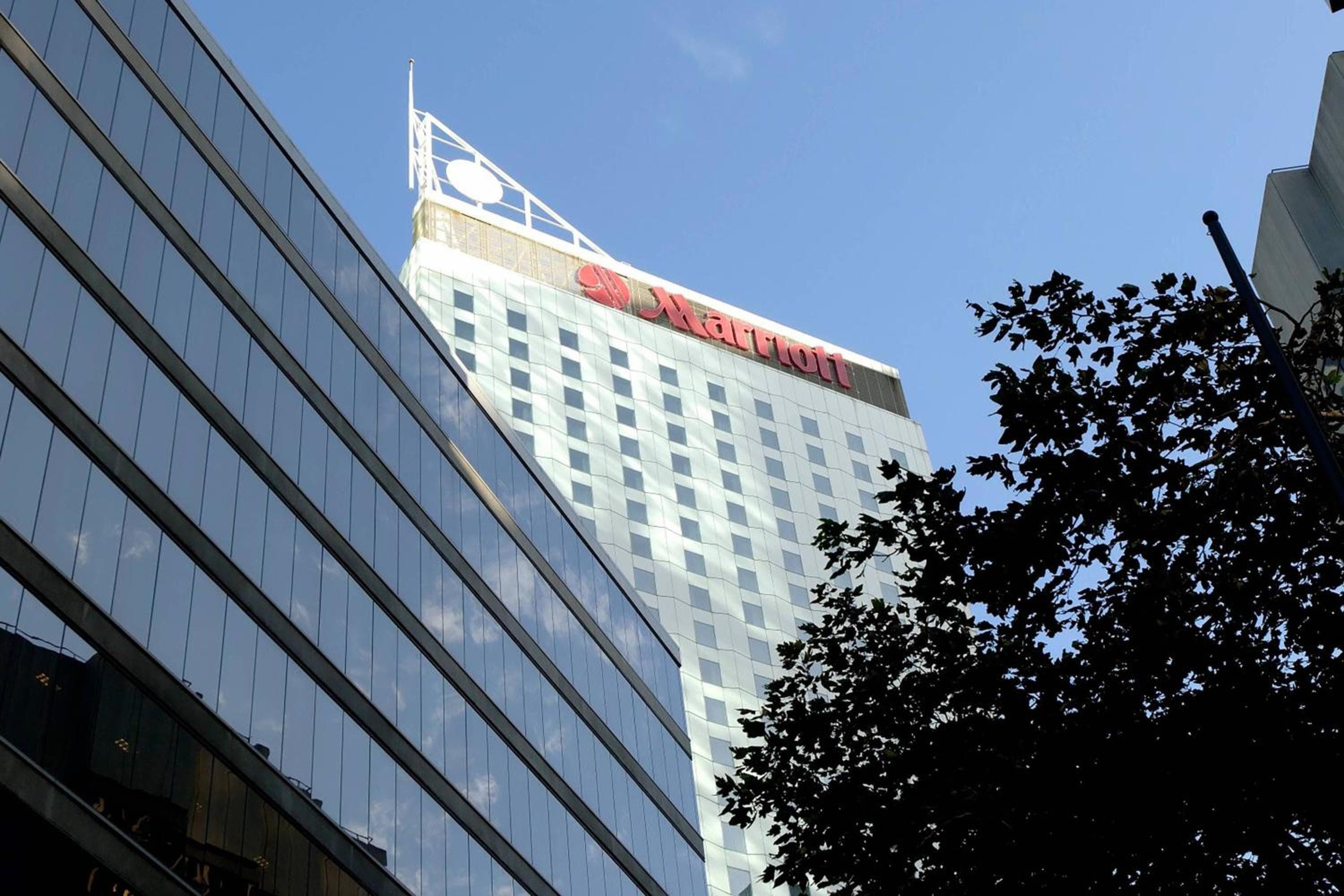 Sydney Harbour Marriott Hotel at Circular Quay: building