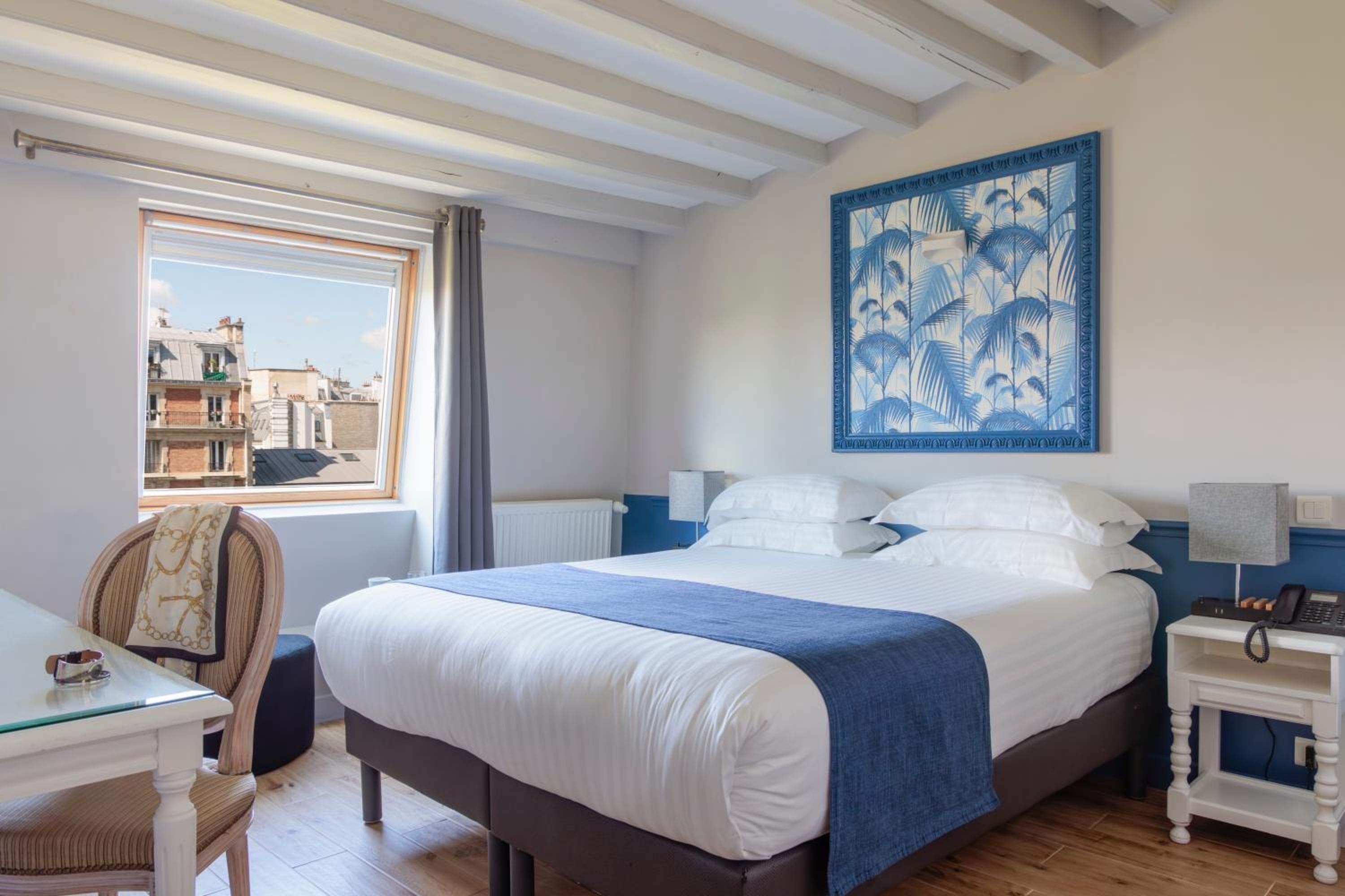 Hôtel Saint Martin Bastille: hotel room