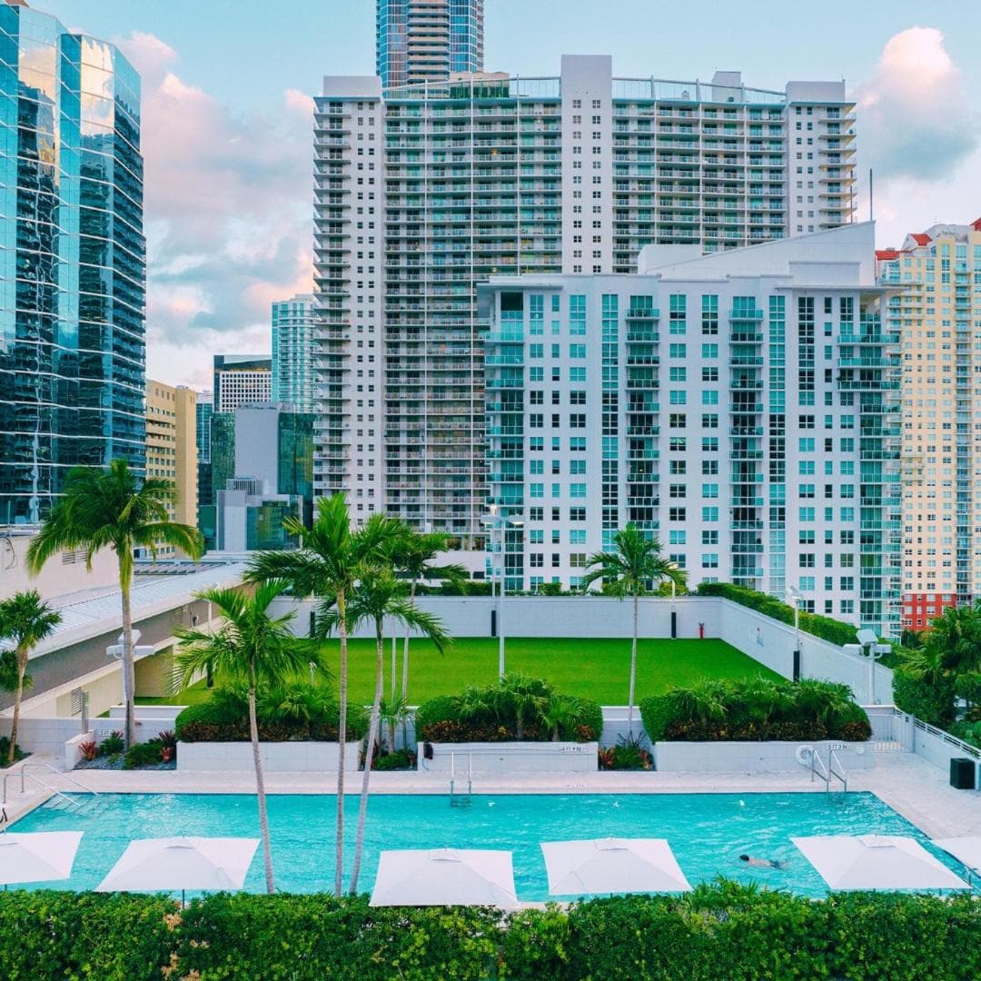 Lux Aka Brickell Condo