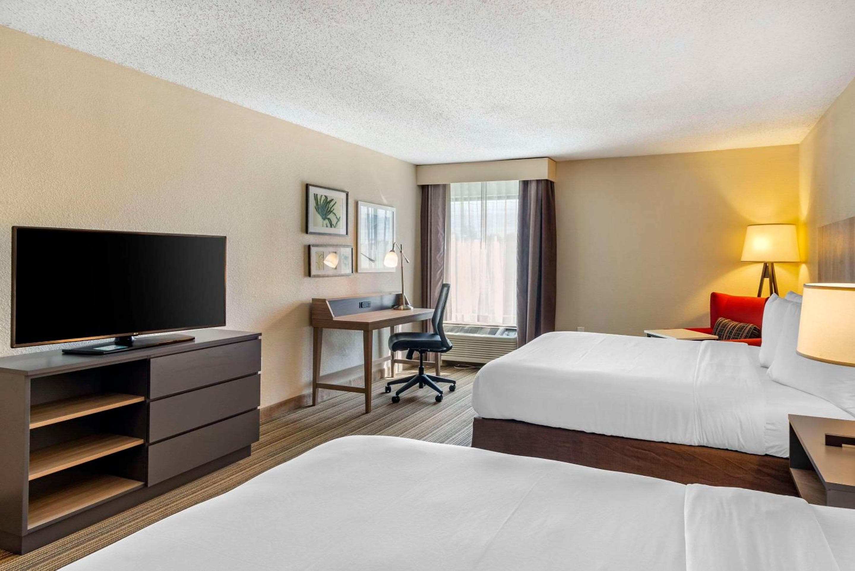 Country Inn & Suites by Radisson, Atlanta Galleria-Ballpark, GA