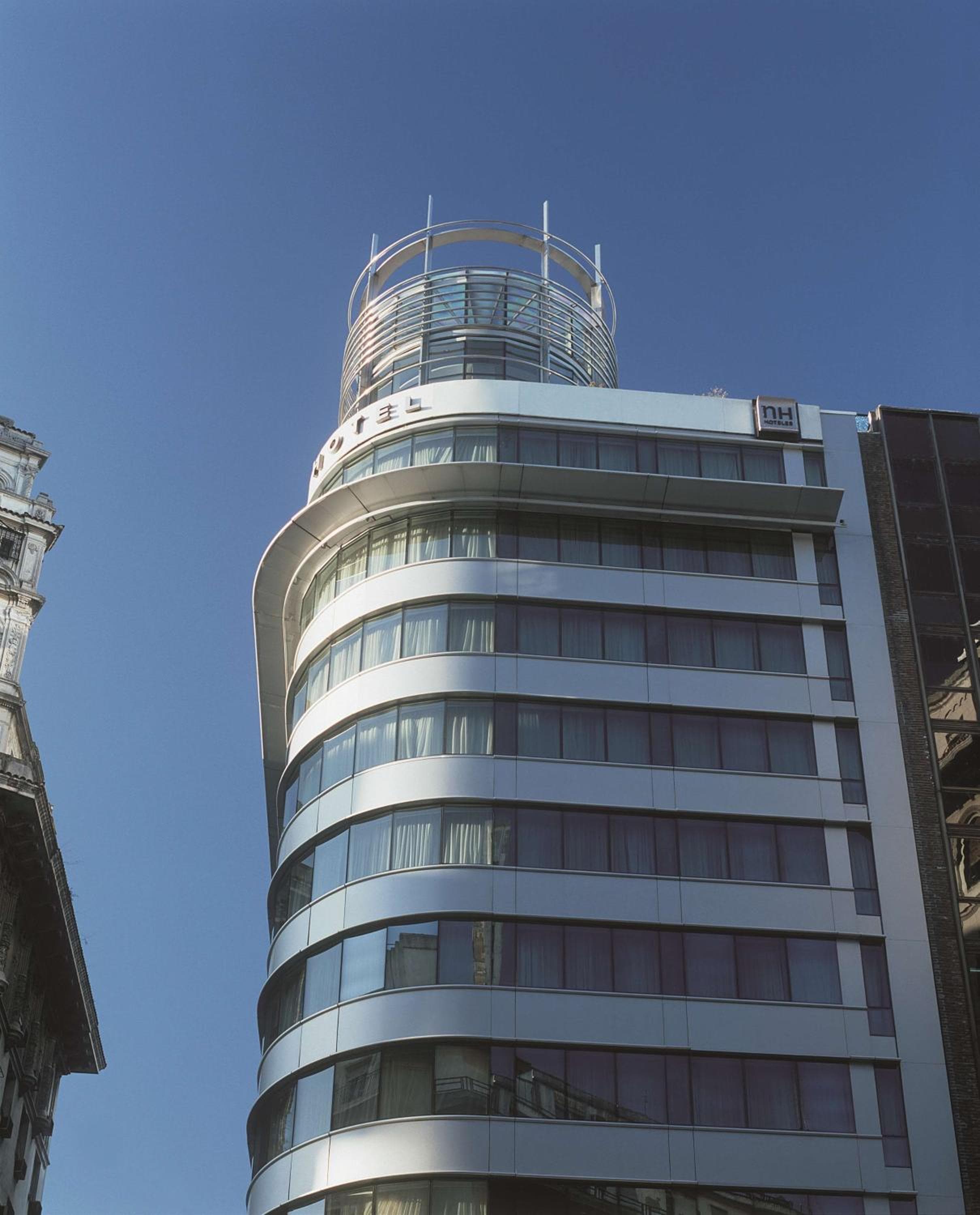 NH Buenos Aires Latino: building