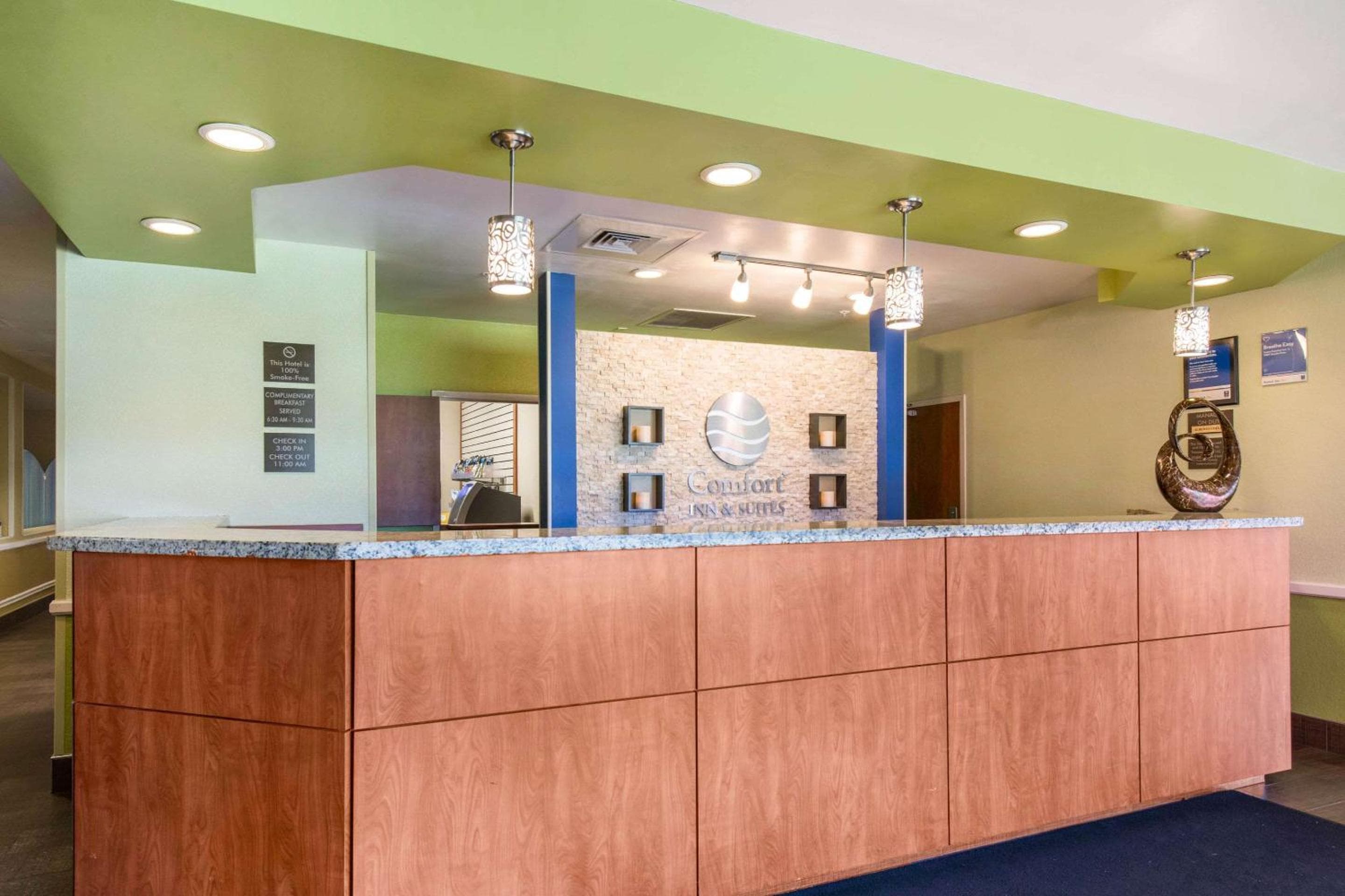 City Express by Marriott Orlando International Drive: recepcion & lobby