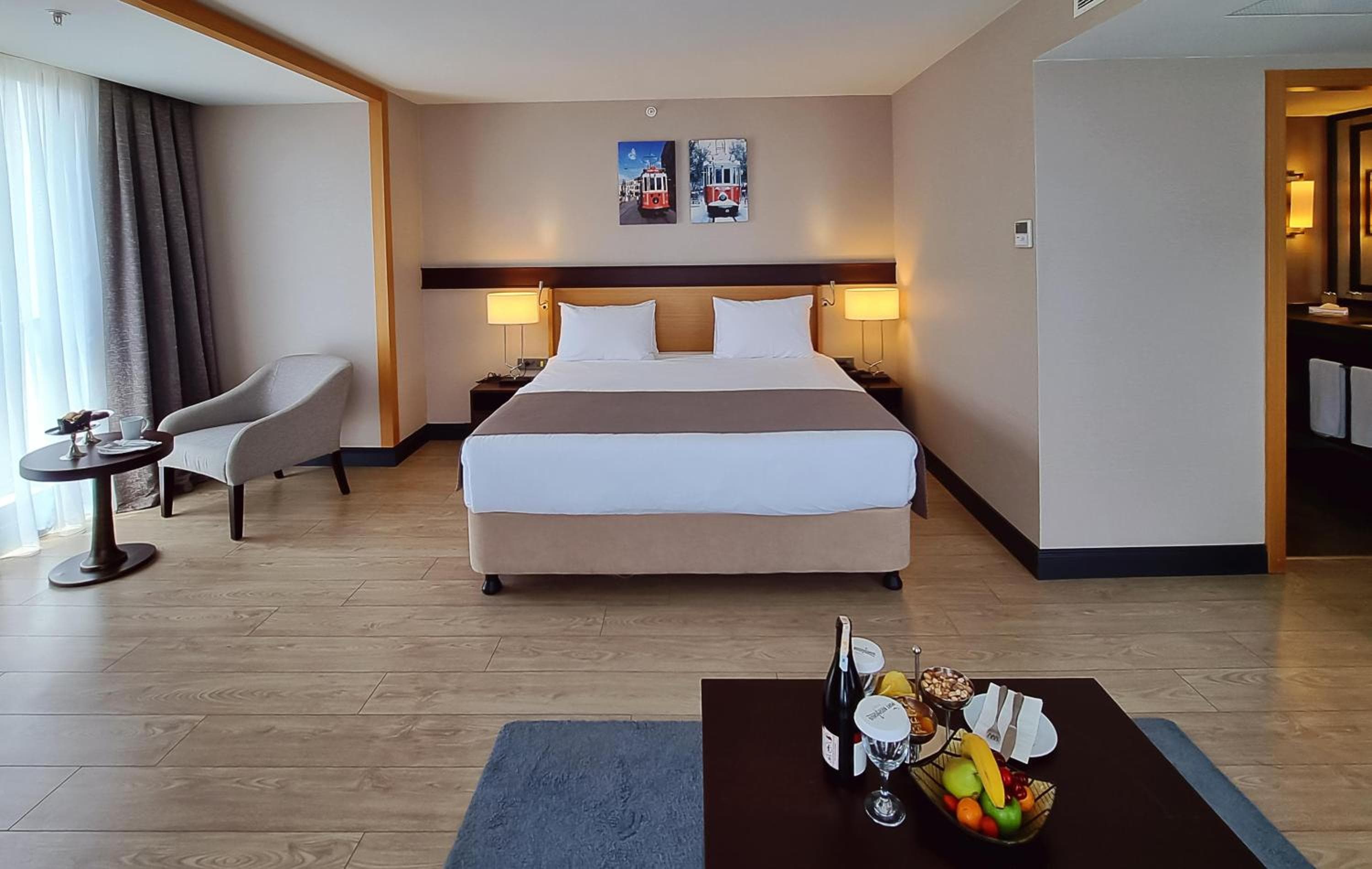 Port Bosphorus Hotel: hotel room