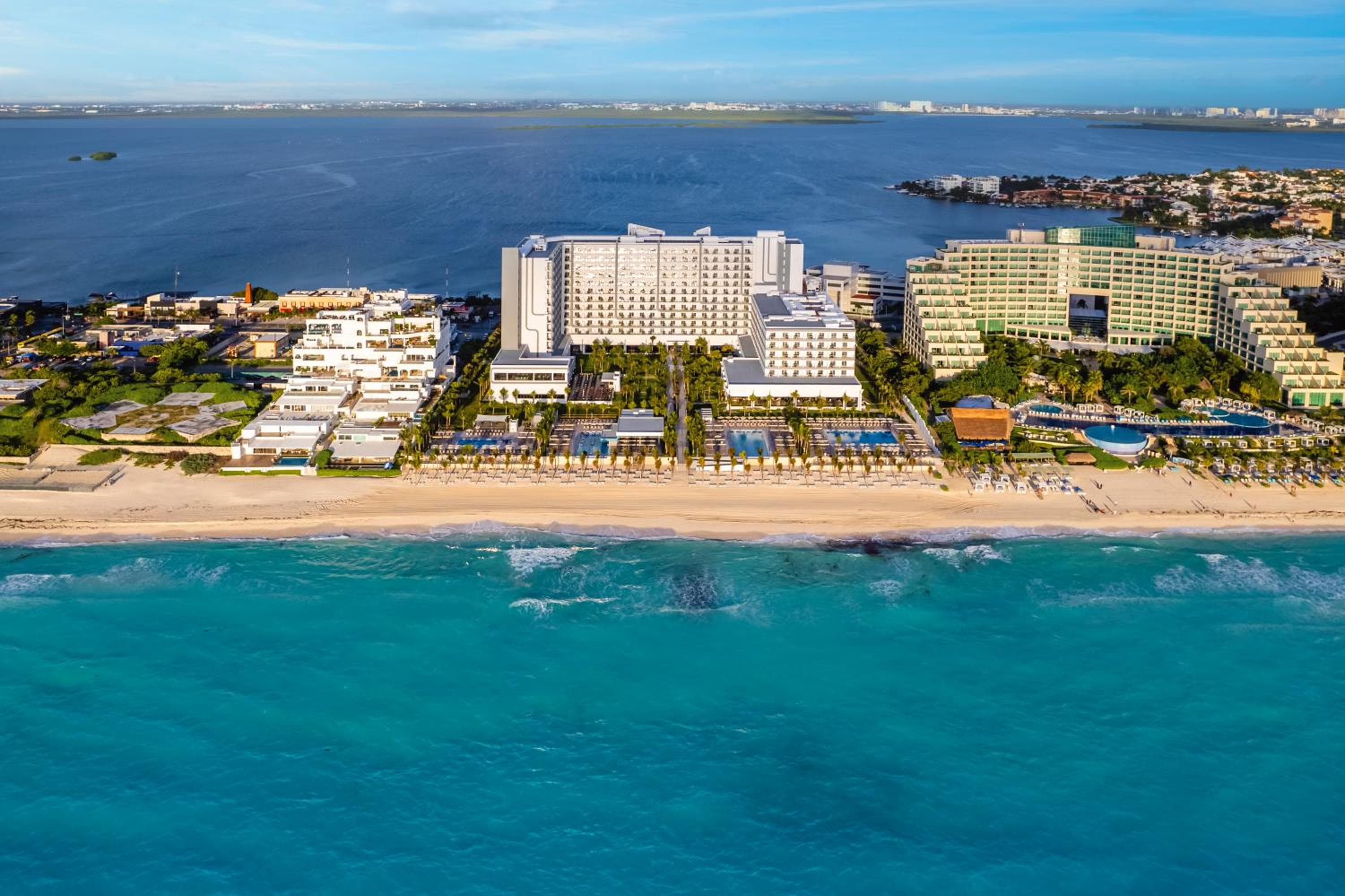 Riu Palace Kukulkan - Adults Only - All Inclusive: building