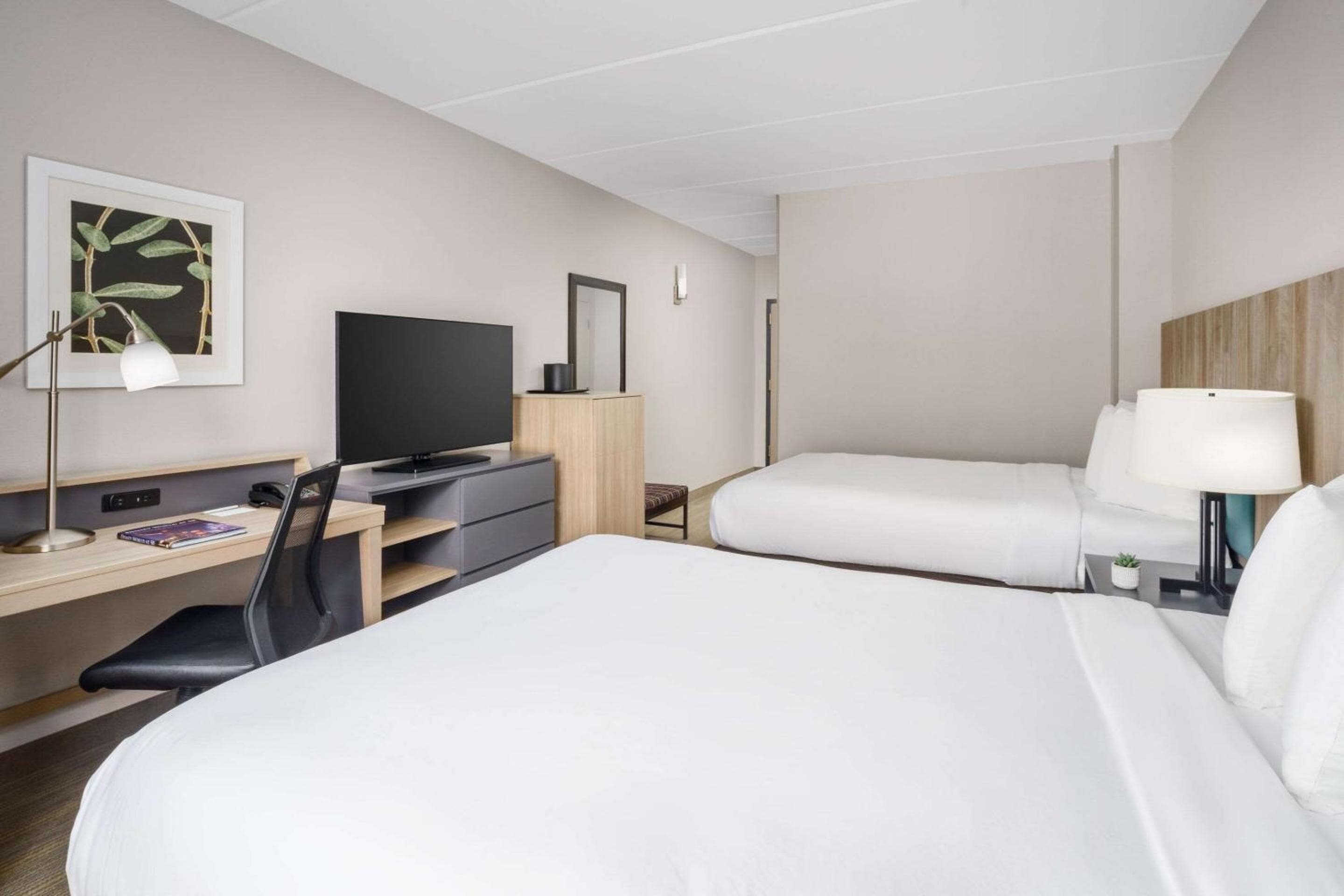 Country Inn & Suites by Radisson, Orlando Airport, FL