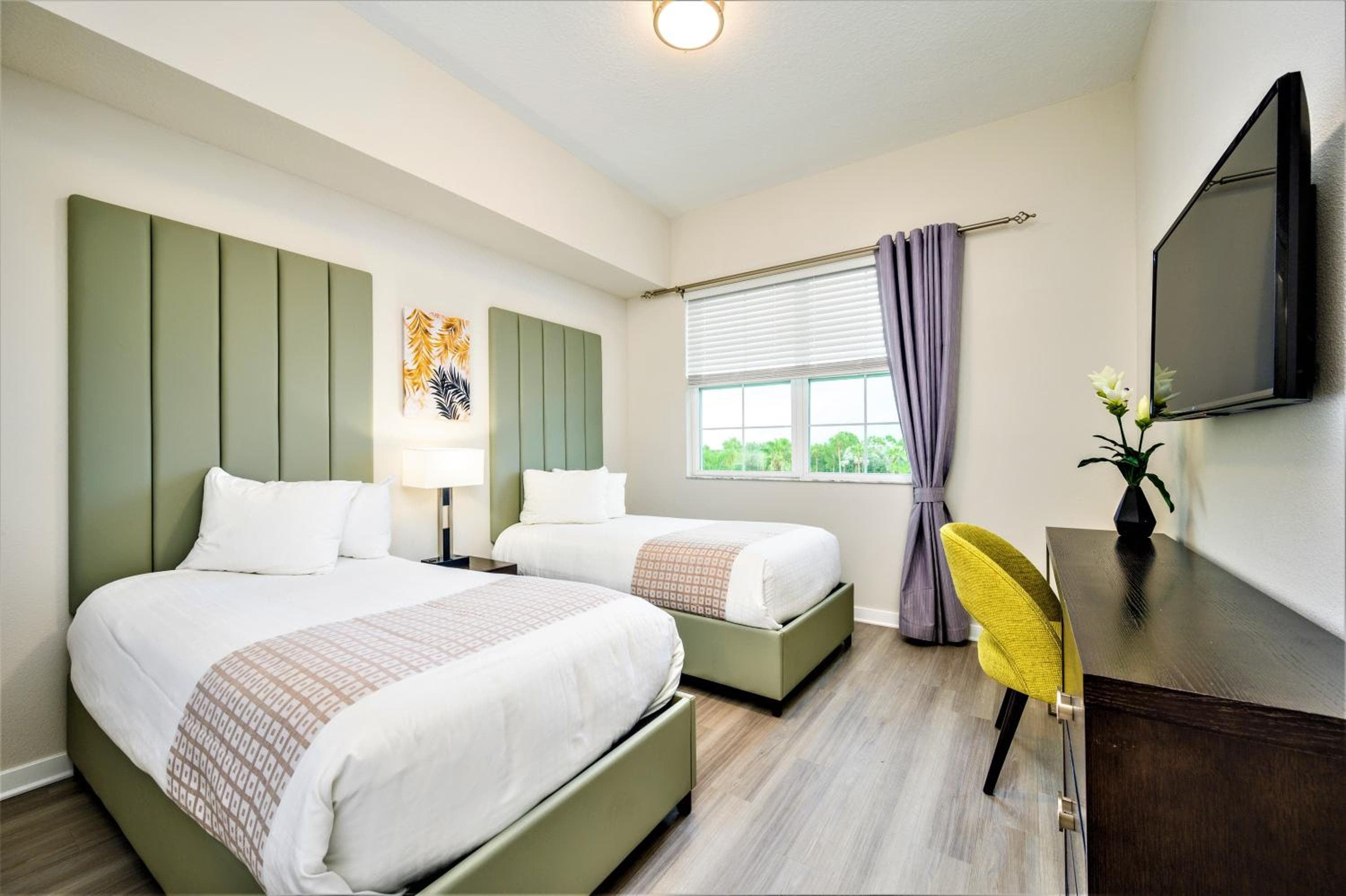 Vista Cay Resort by Millenium at Universal Blvd.