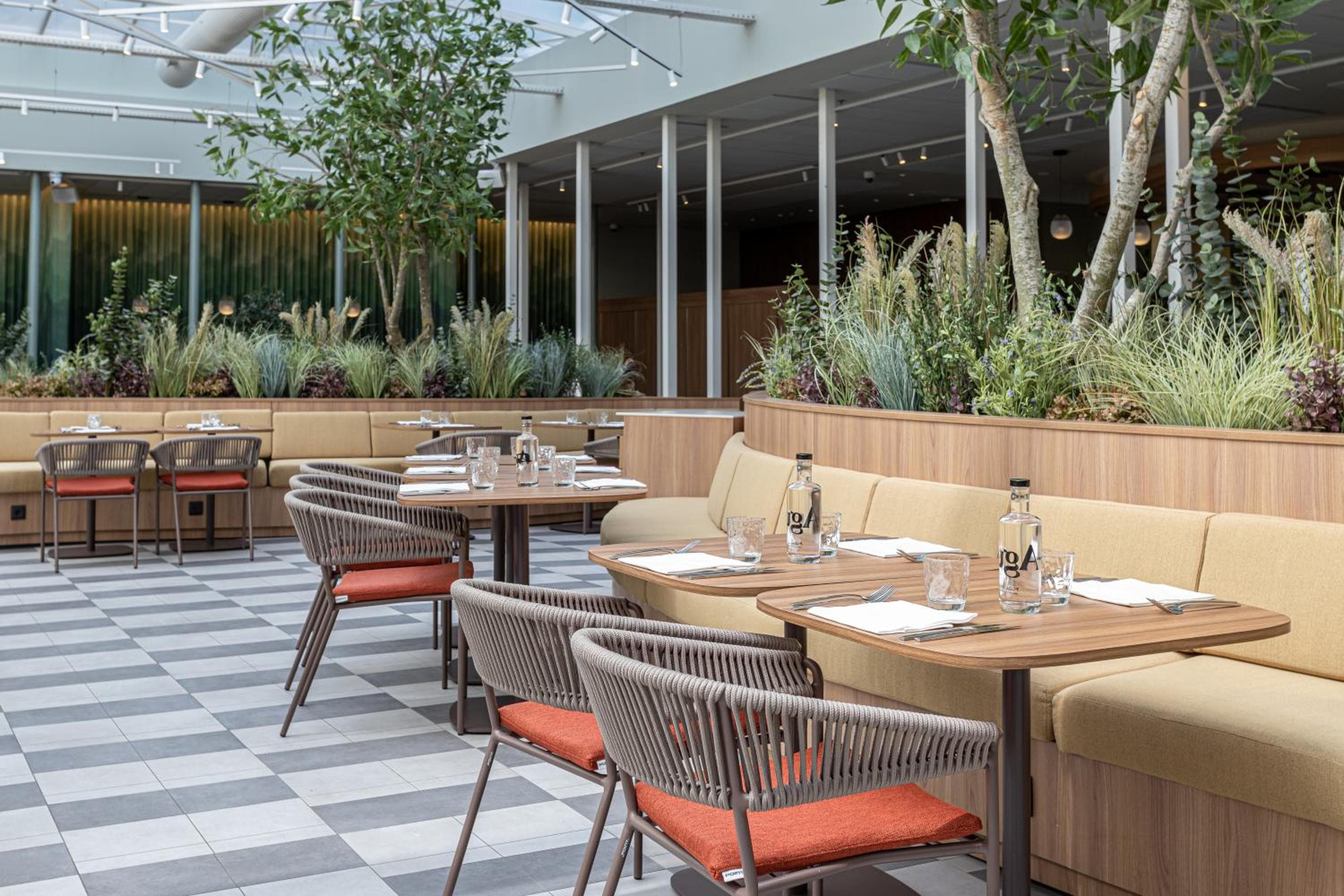 Catalonia Barcelona Plaza: dining