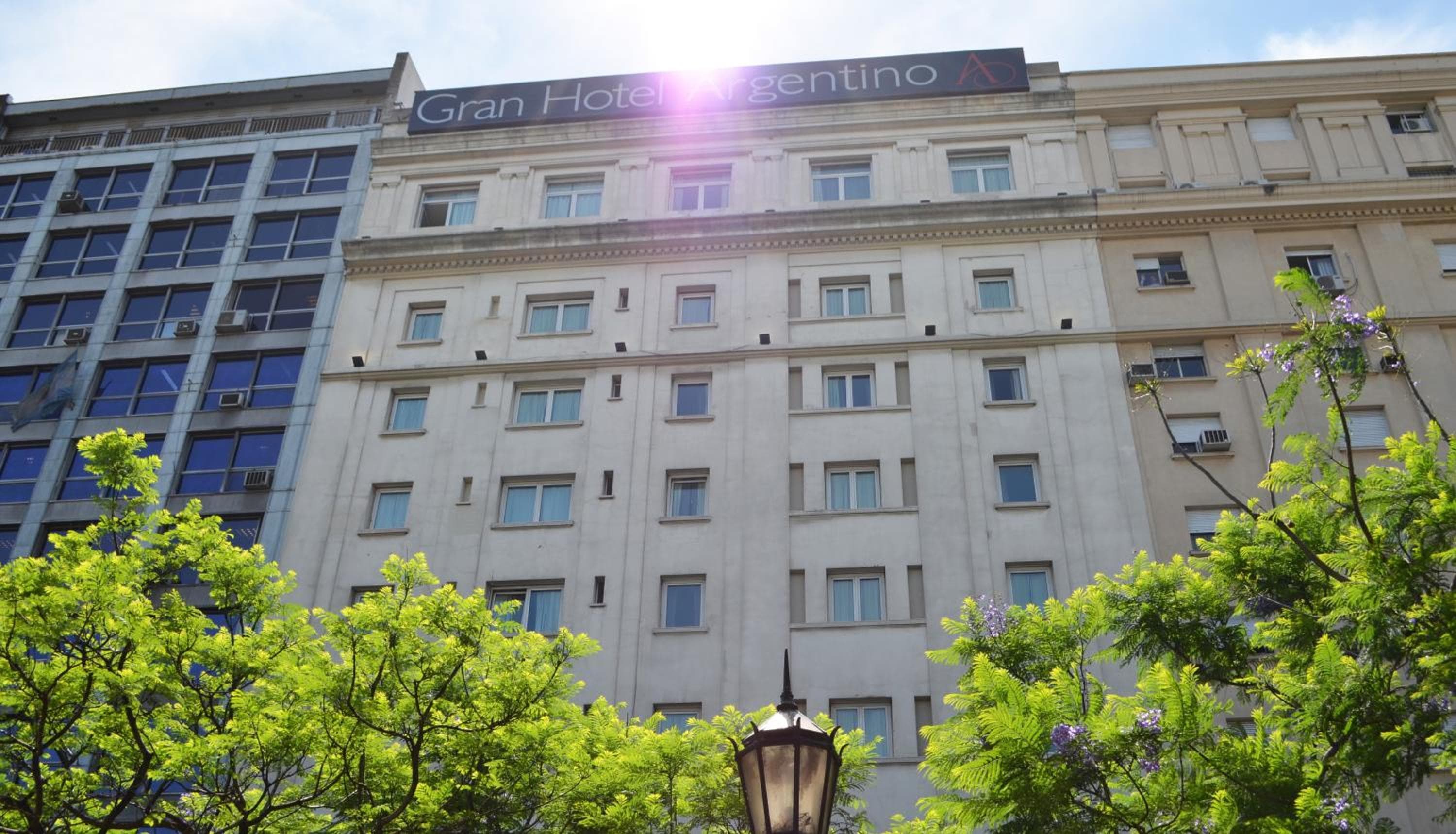 Gran Hotel Argentino: building