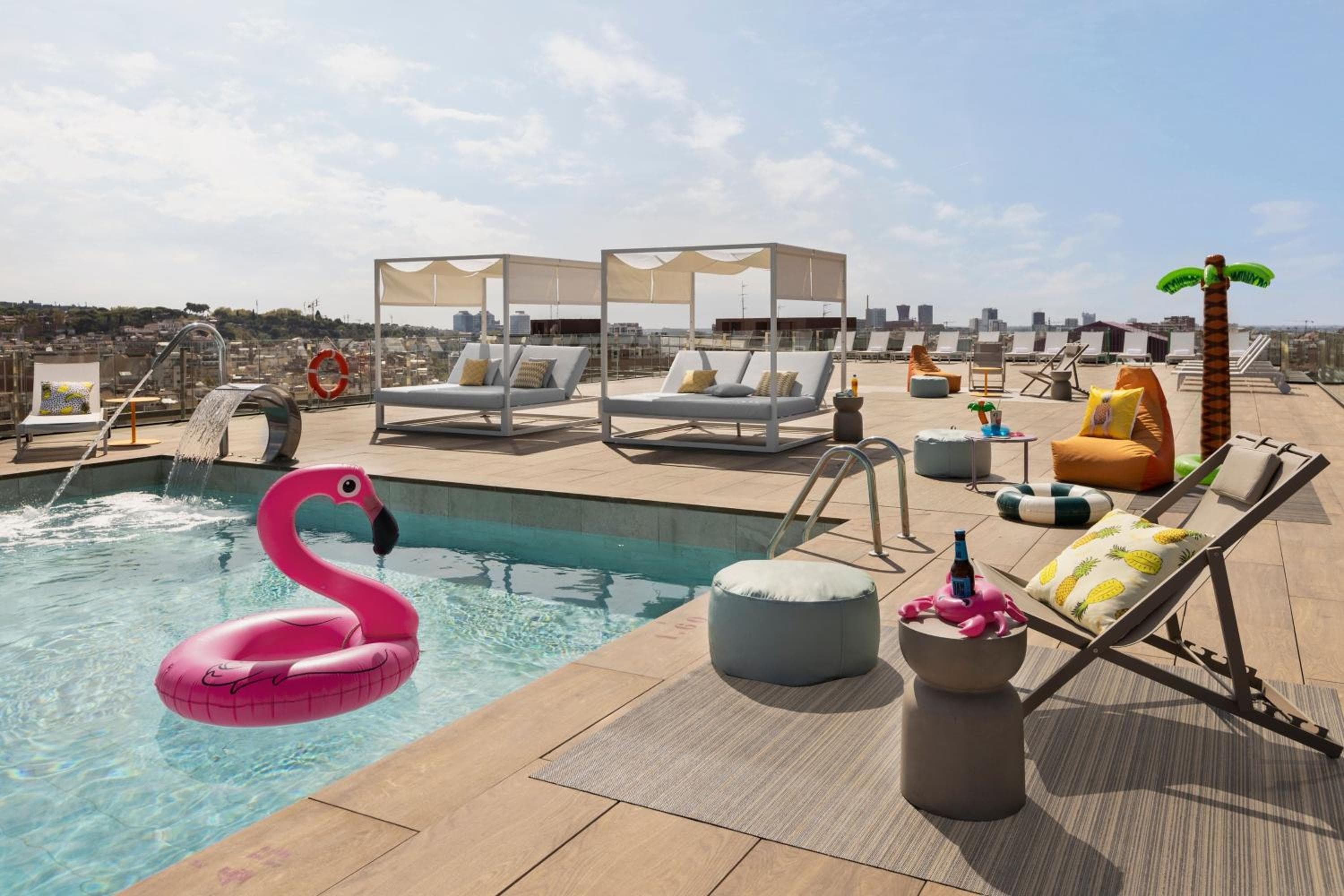 Moxy Barcelona: roof