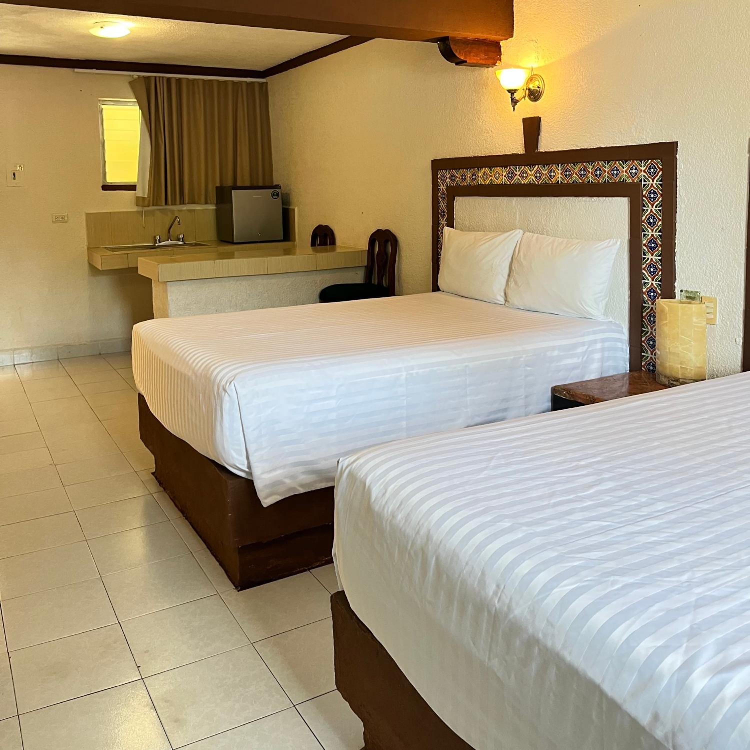 Suites Cancun Center