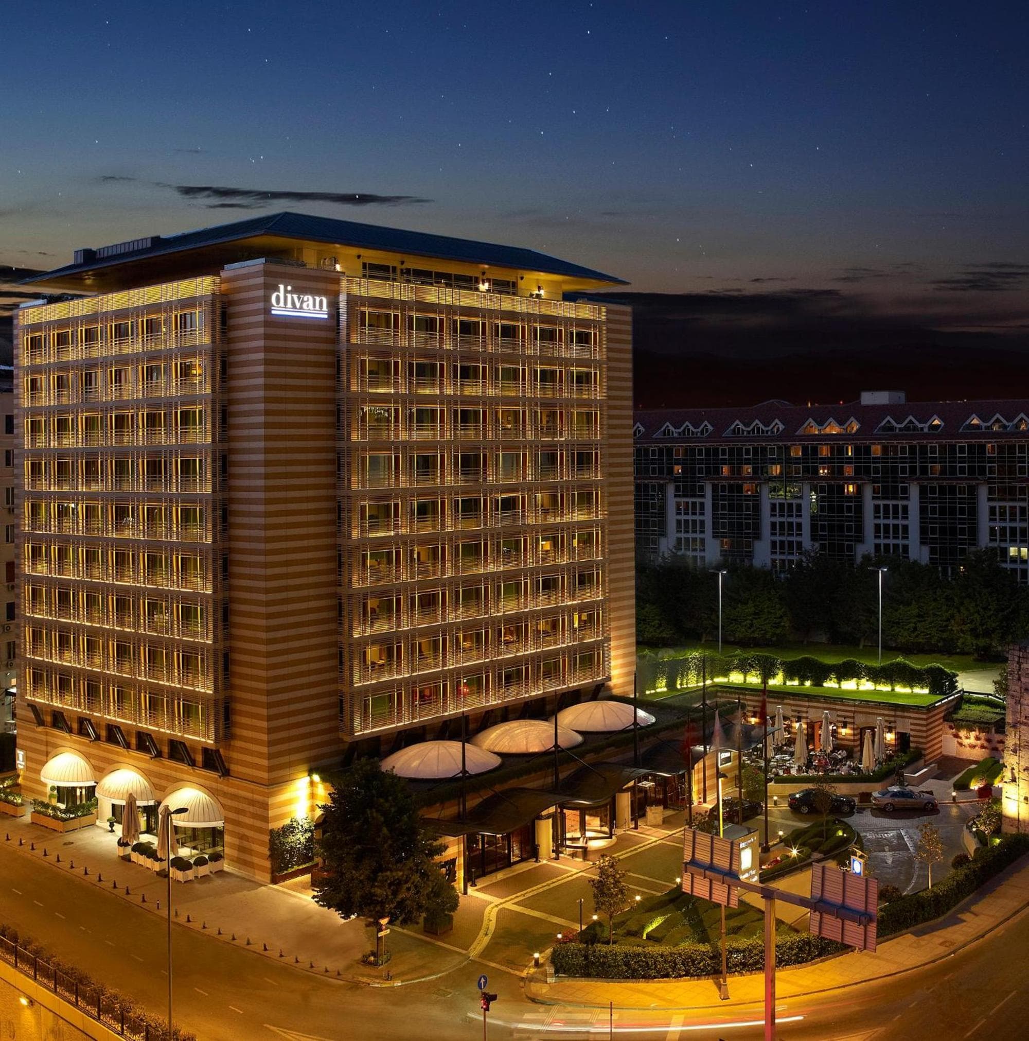Divan Istanbul: building