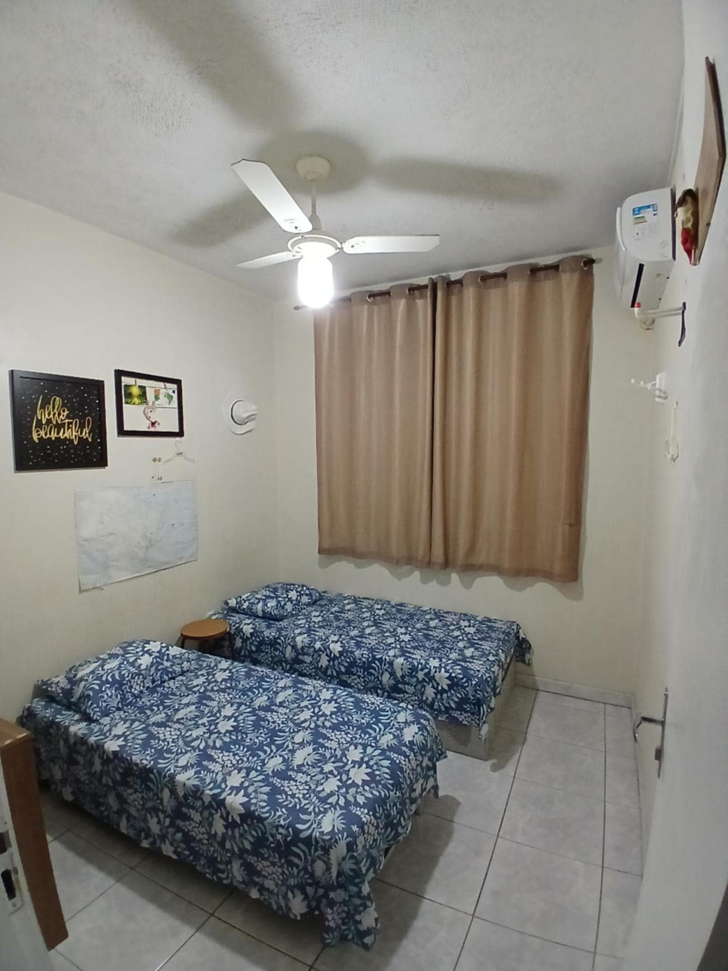 Quarto Privado Cama Casal ou Individual Aeroporto: hotel room