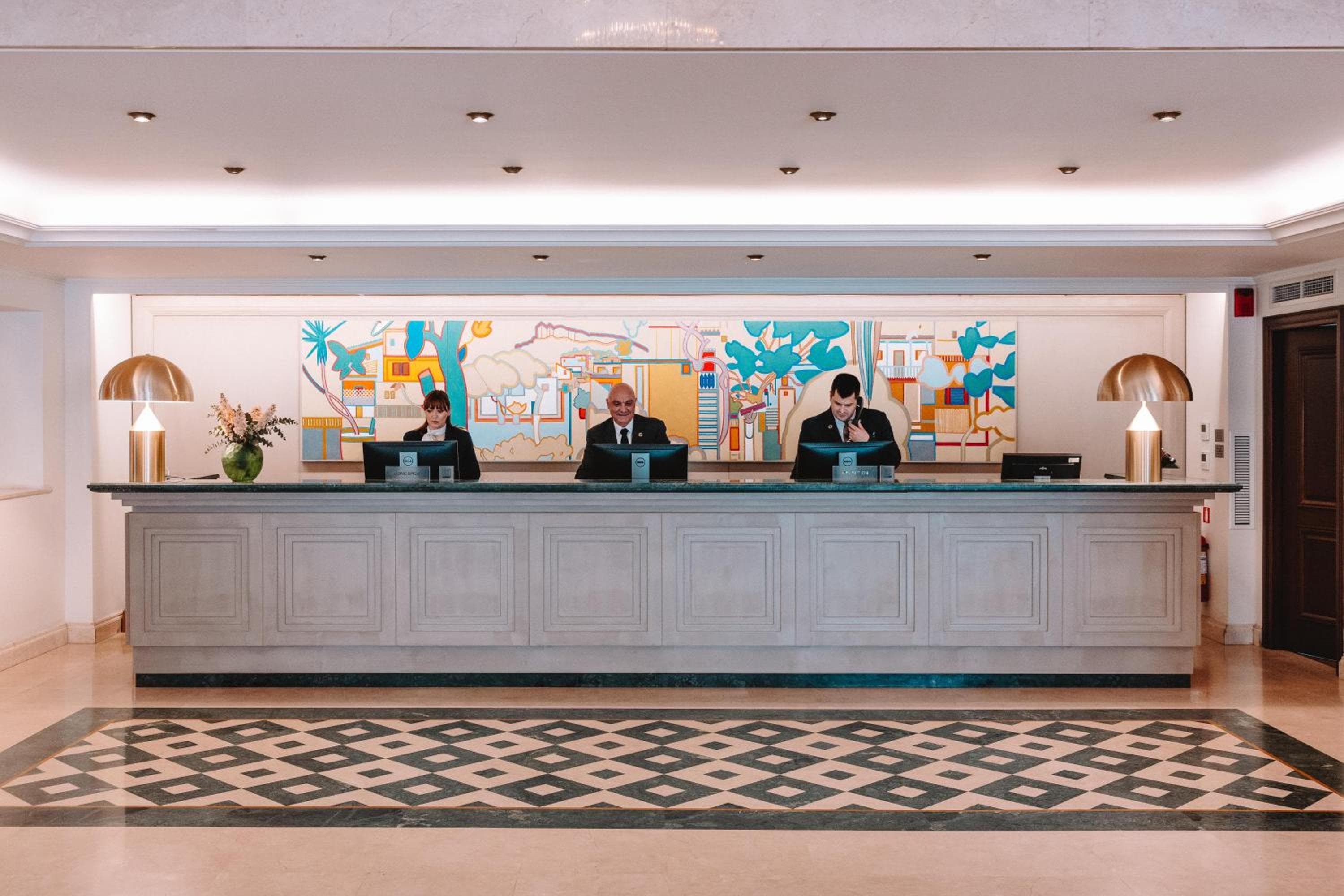 Electra Palace Athens: hotel reception