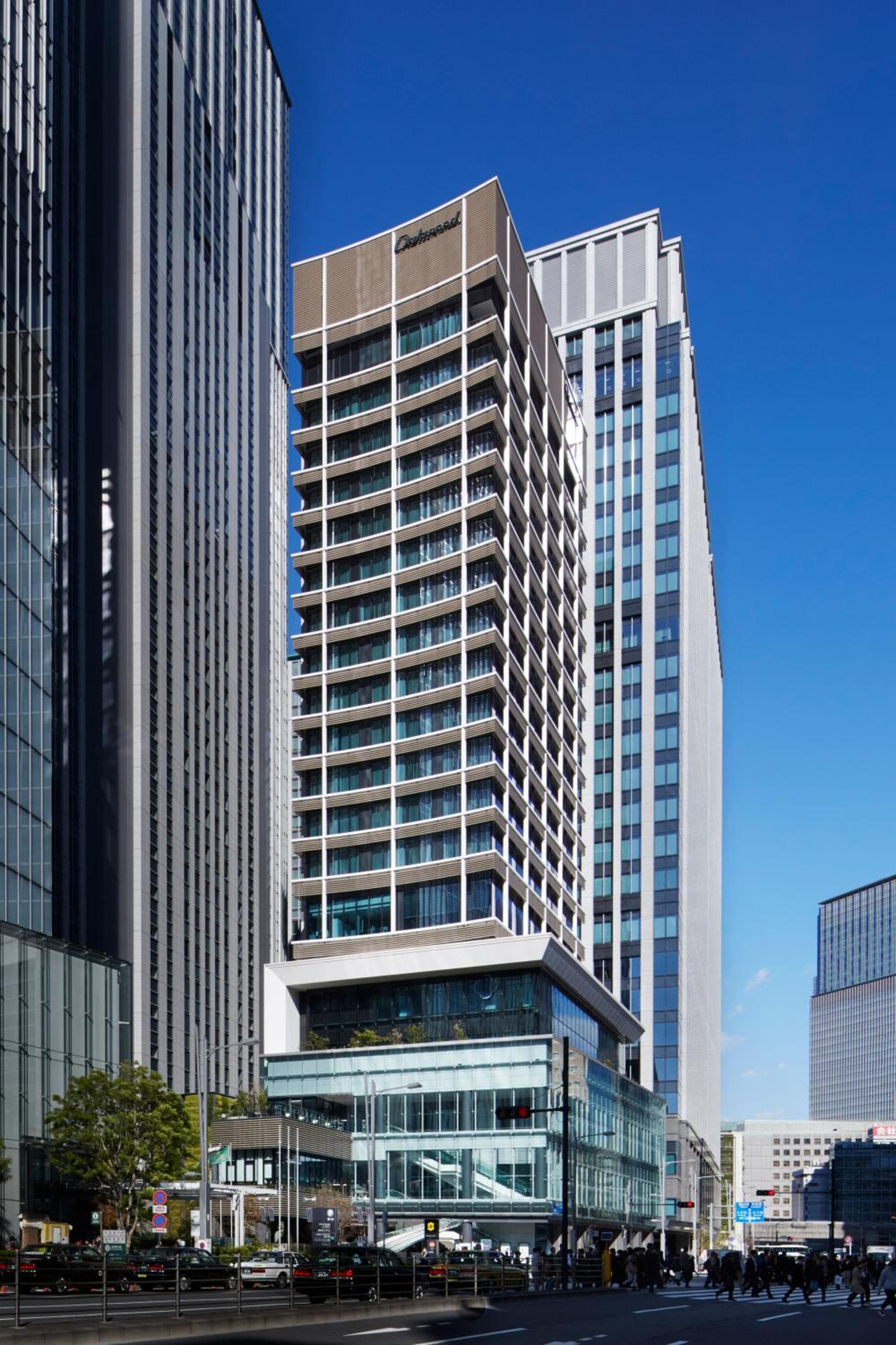 Oakwood Premier Tokyo: building