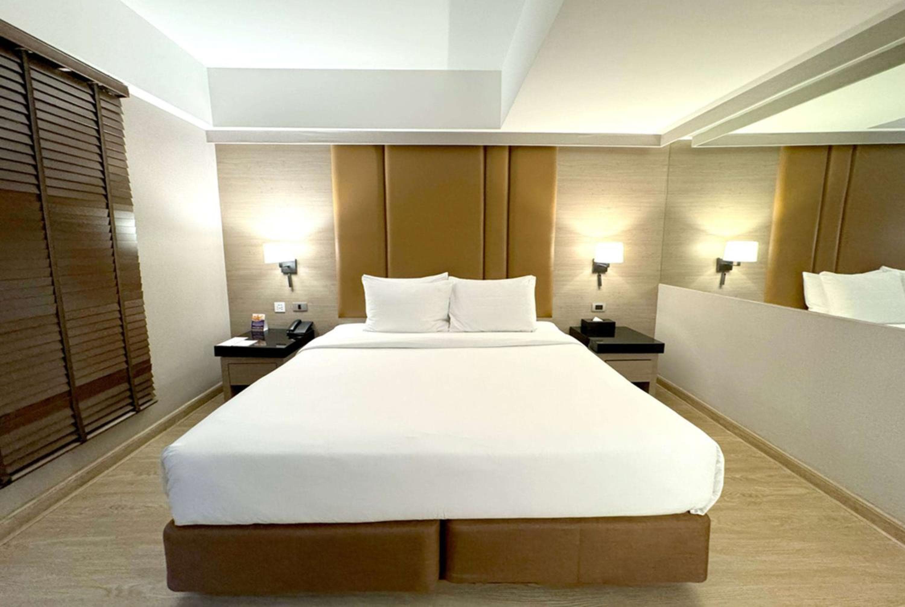 Ramada Graand Swiss Sukhumvit 11: hotel room