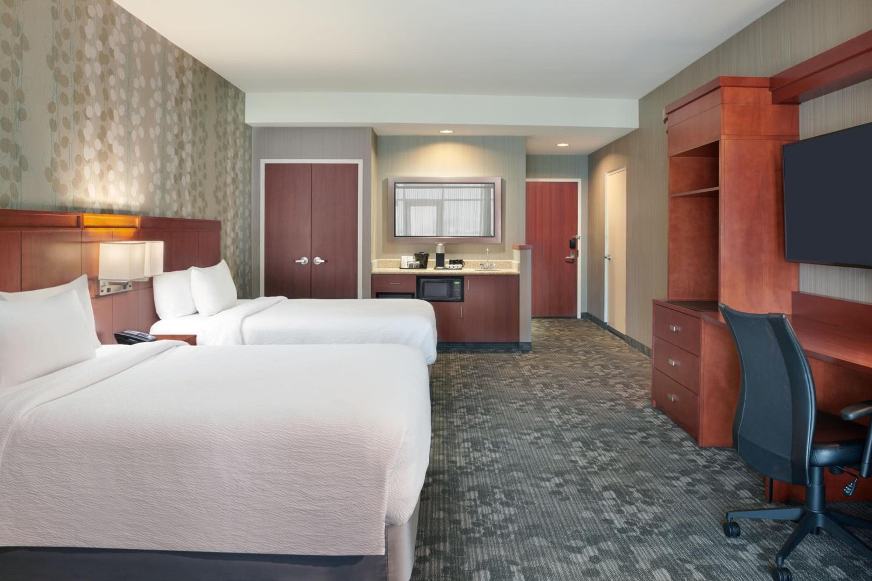 Courtyard by Marriott Ottawa East