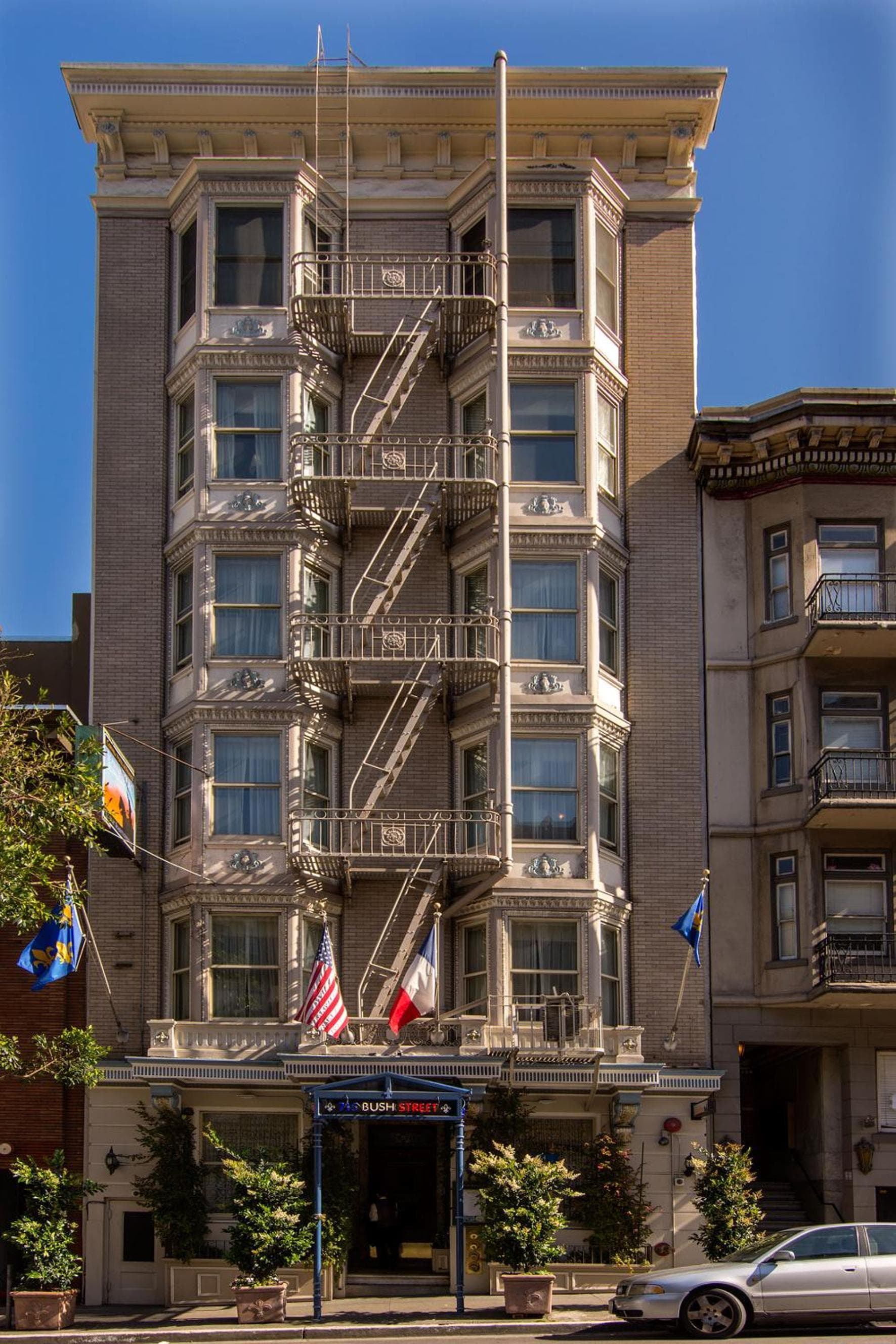 Cornell Hotel Union Square: building