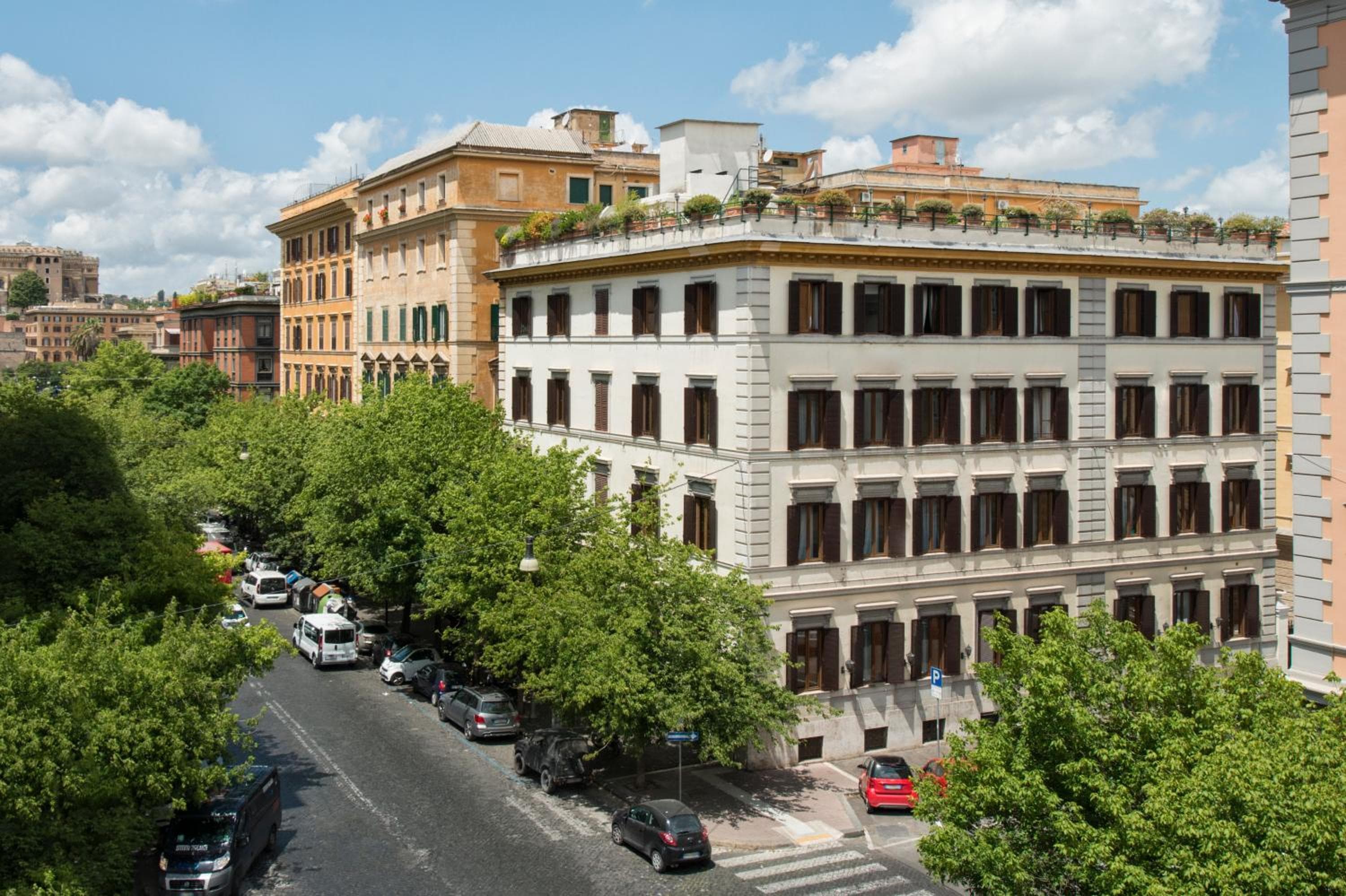 Atlante Garden Hotel: building