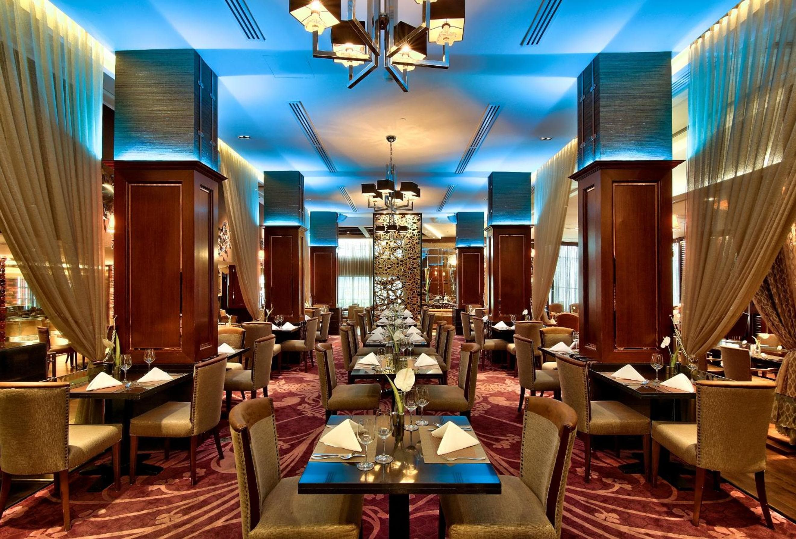 Radisson Suites Bangkok Sukhumvit
