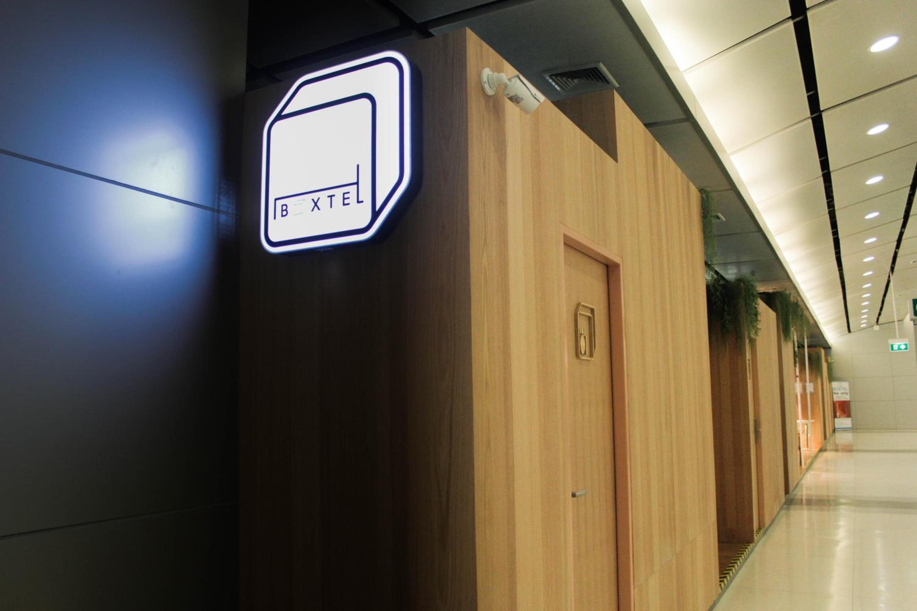 Boxtel @ Suvarnabhumi Airport: other