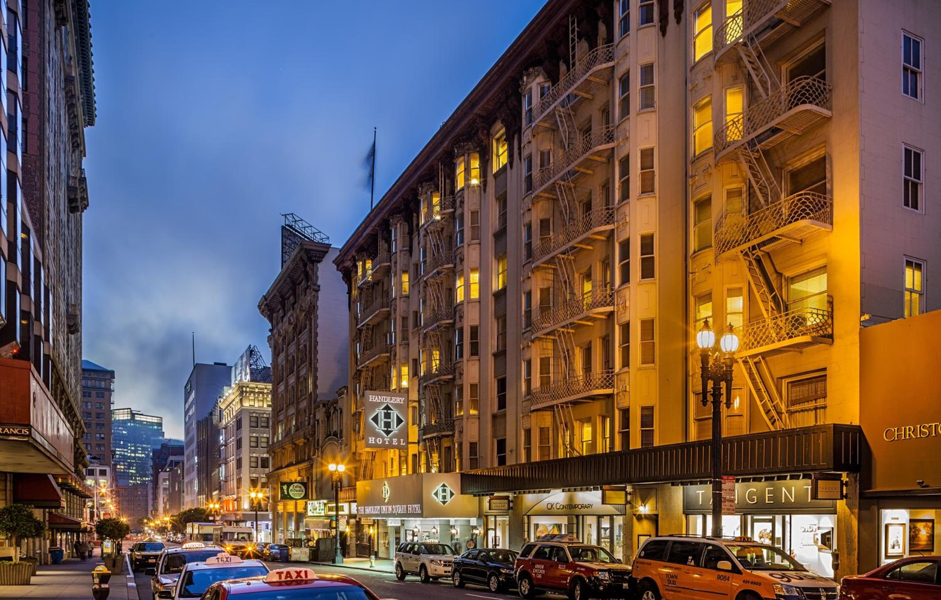 Handlery Union Square Hotel: building