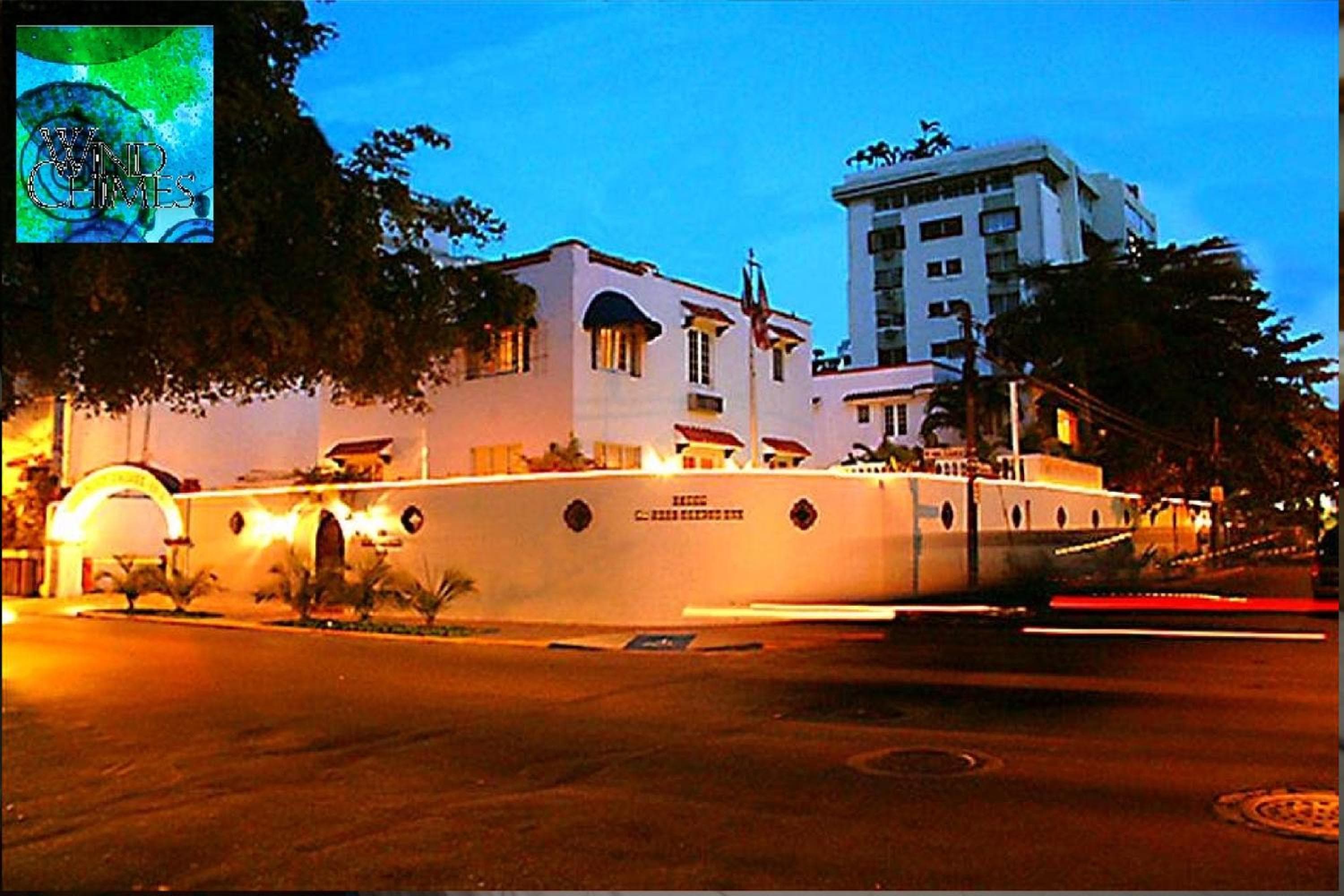 At Wind Chimes Boutique Hotel: building