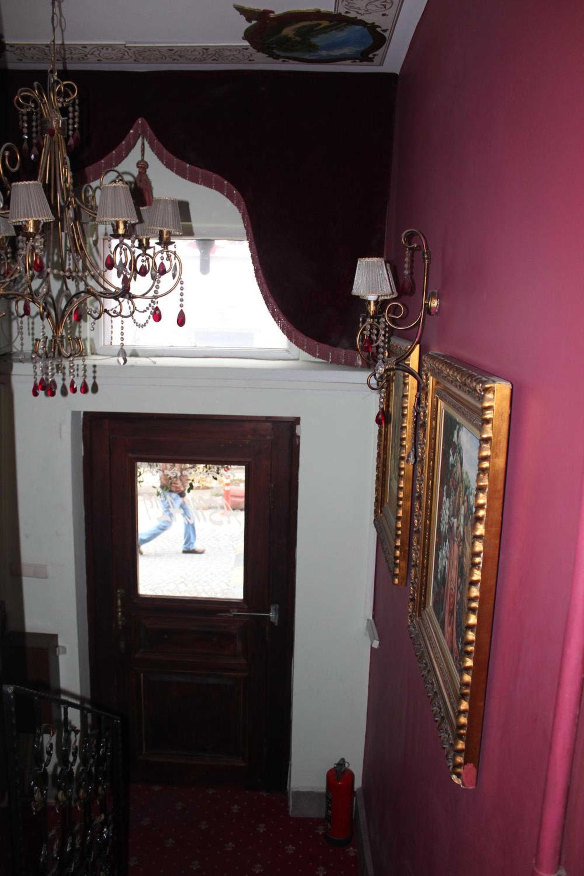 Asmali Hotel