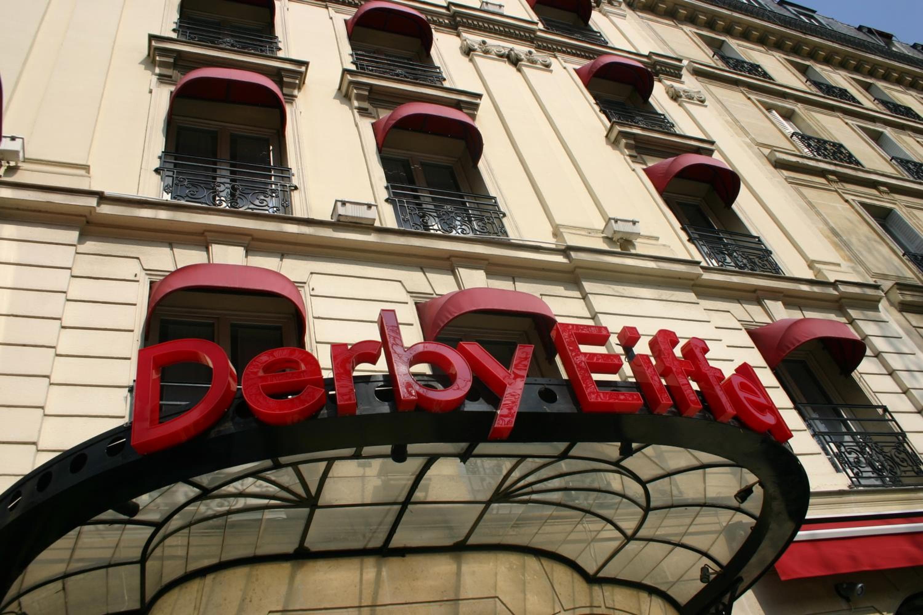 Hôtel Derby Eiffel: building