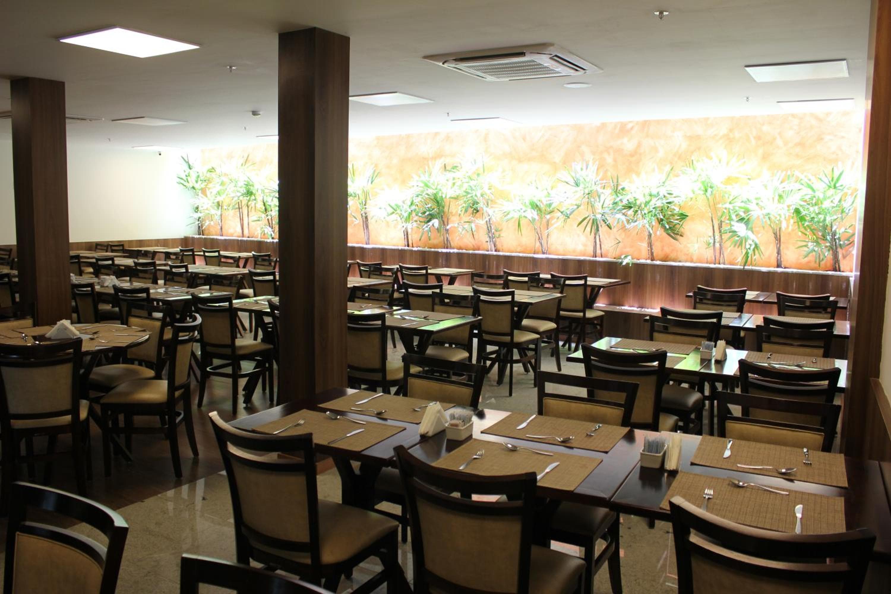 Casa Nova Hotel: dining