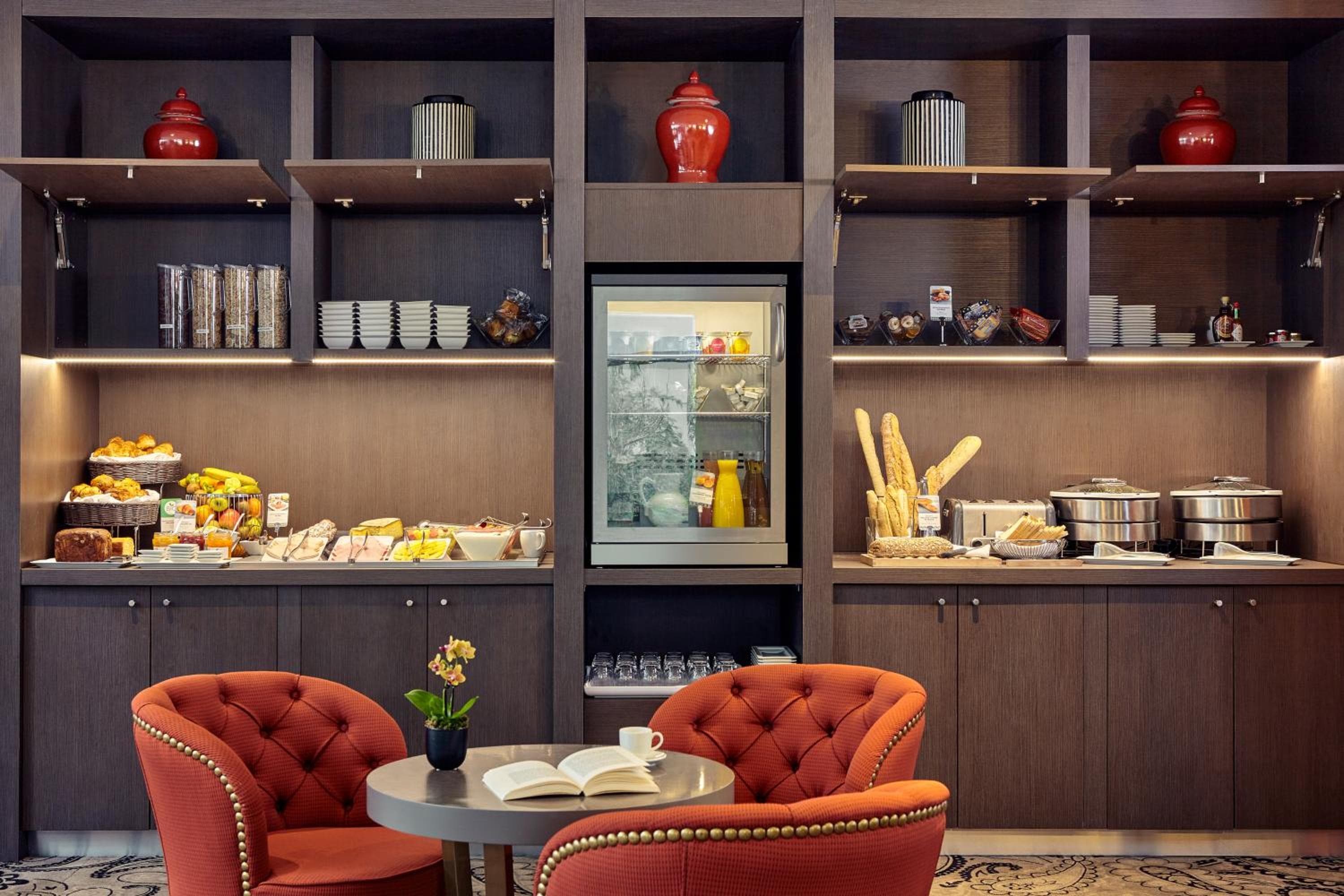 Mercure Tour Eiffel Grenelle: dining