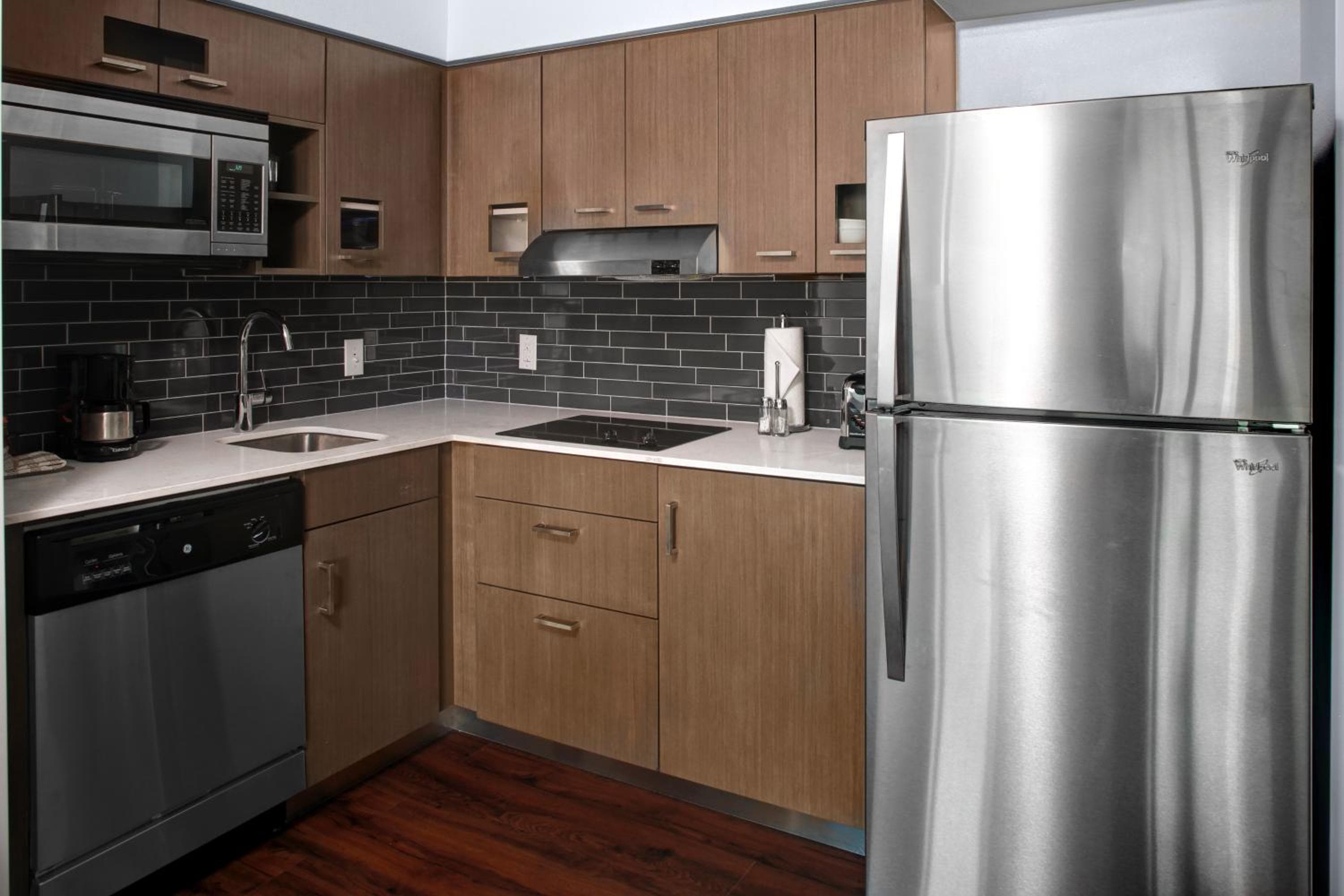 Hyatt House Dallas Uptown: kitchen