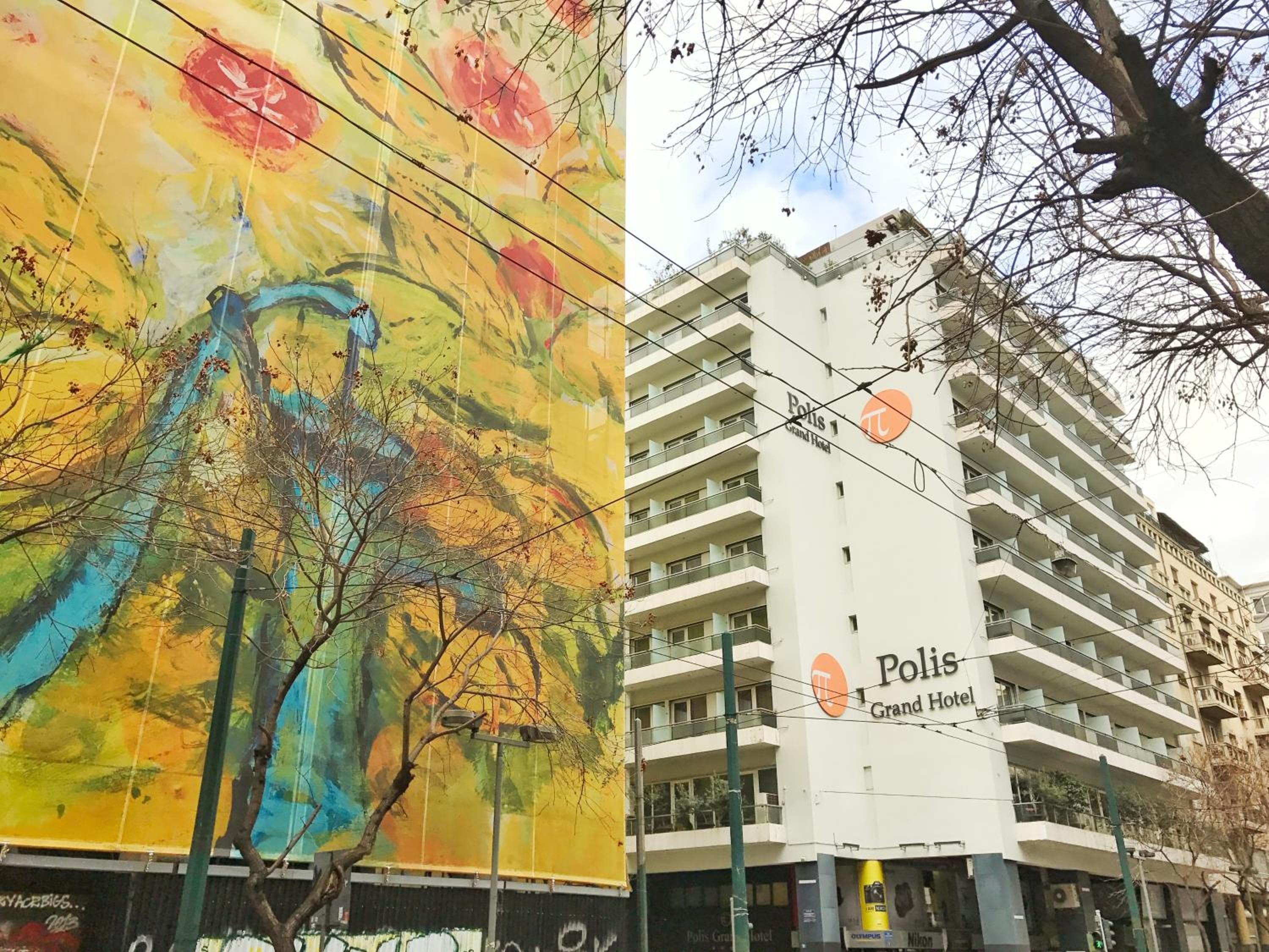 Polis Grand Hotel: building