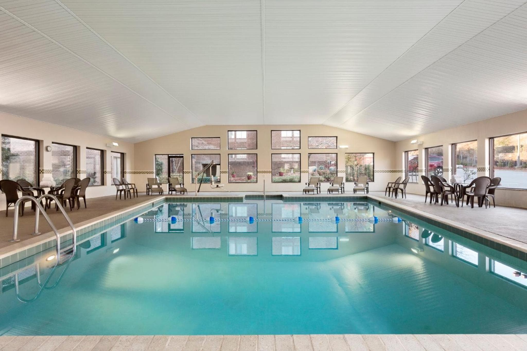 Country Inn & Suites by Radisson, Atlanta Galleria-Ballpark, GA