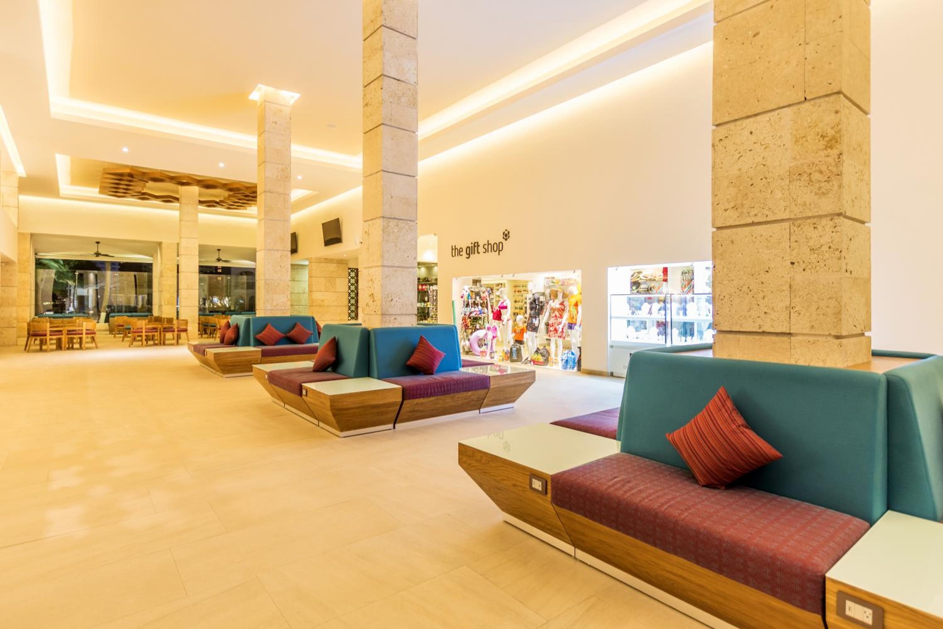 Occidental Costa Cancún - All Inclusive