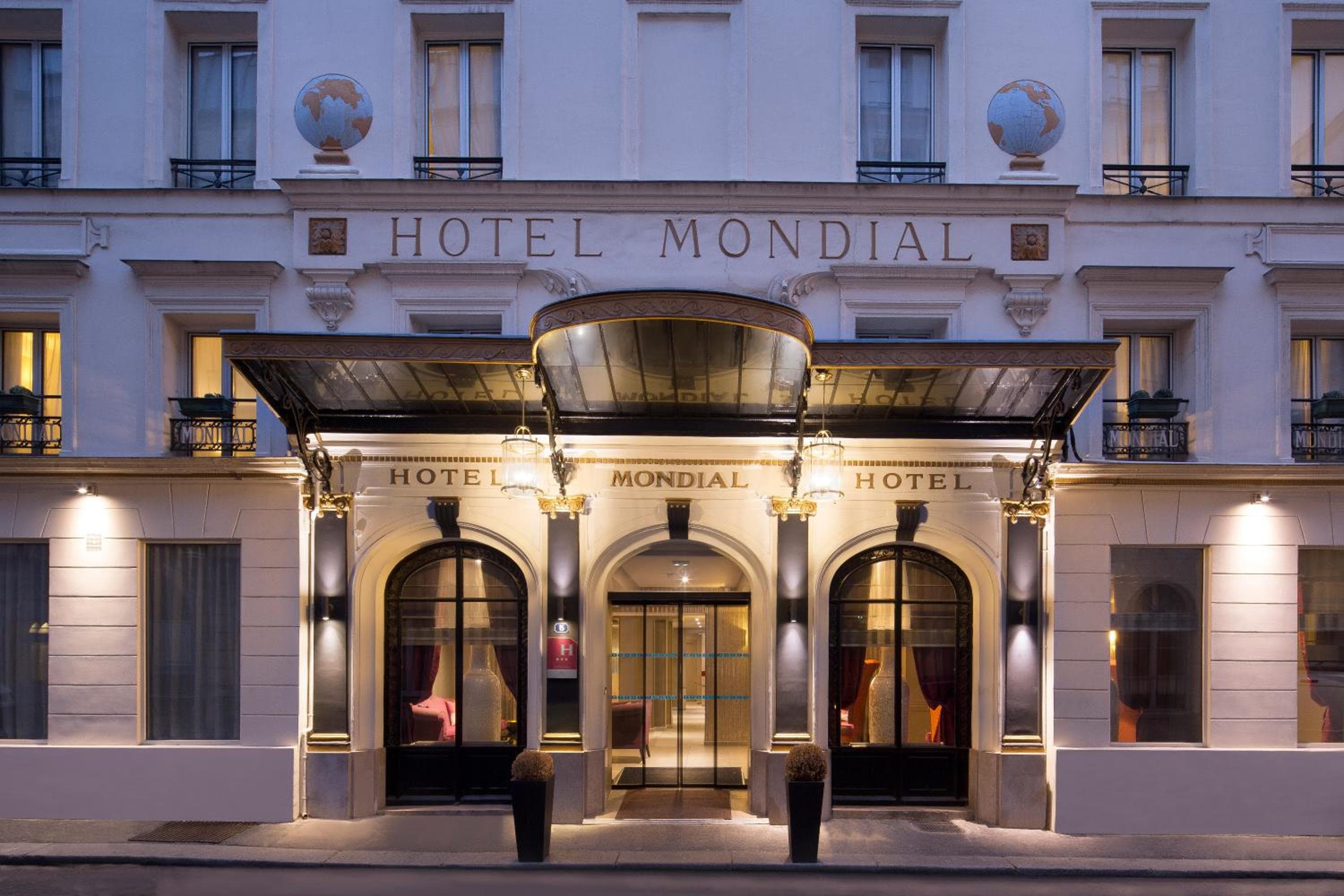 Hôtel Mondial: building