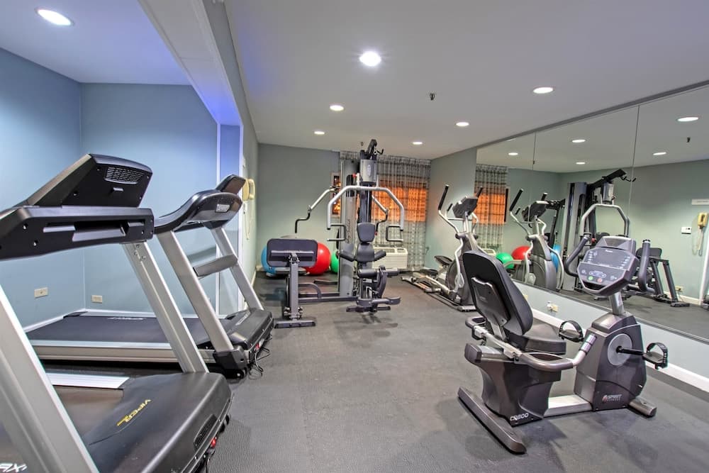 Best Western At O'Hare: activities & amenities