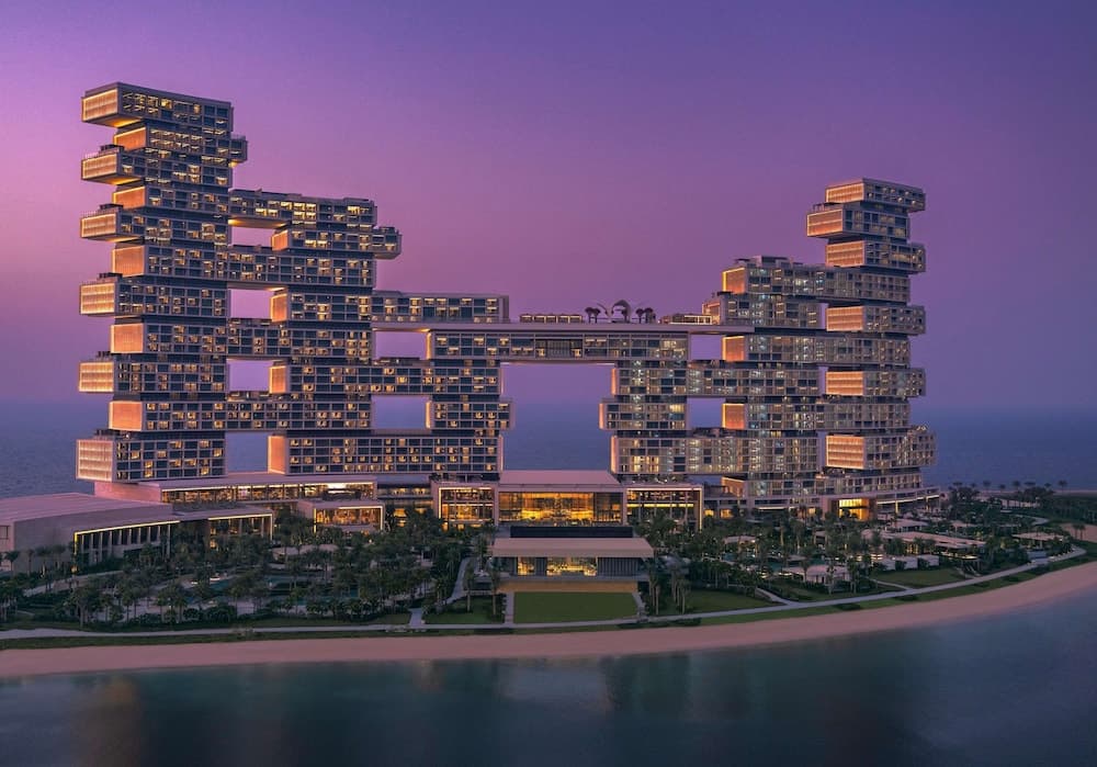 Atlantis The Royal: building