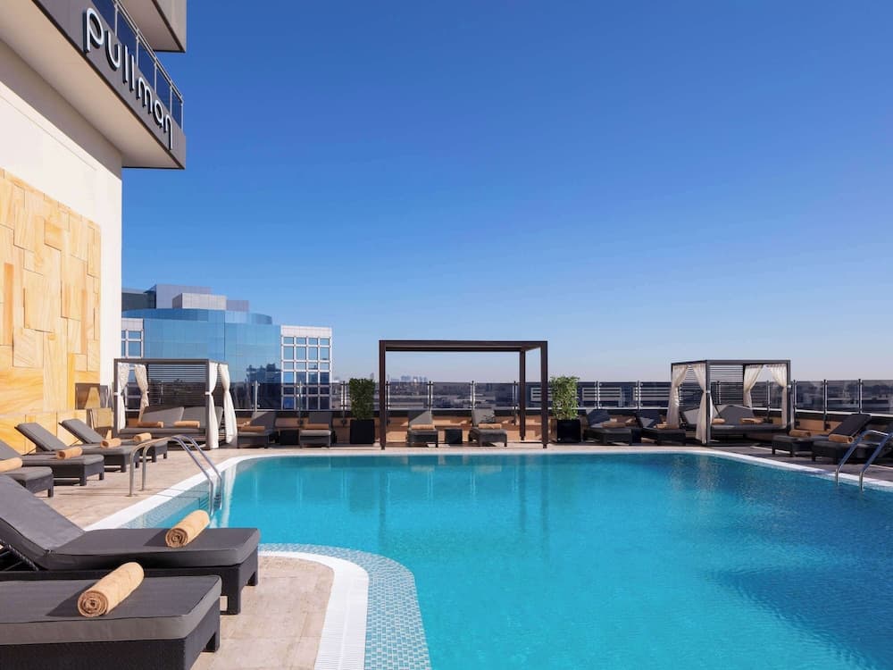Pullman Dubai Creek City Centre Residences