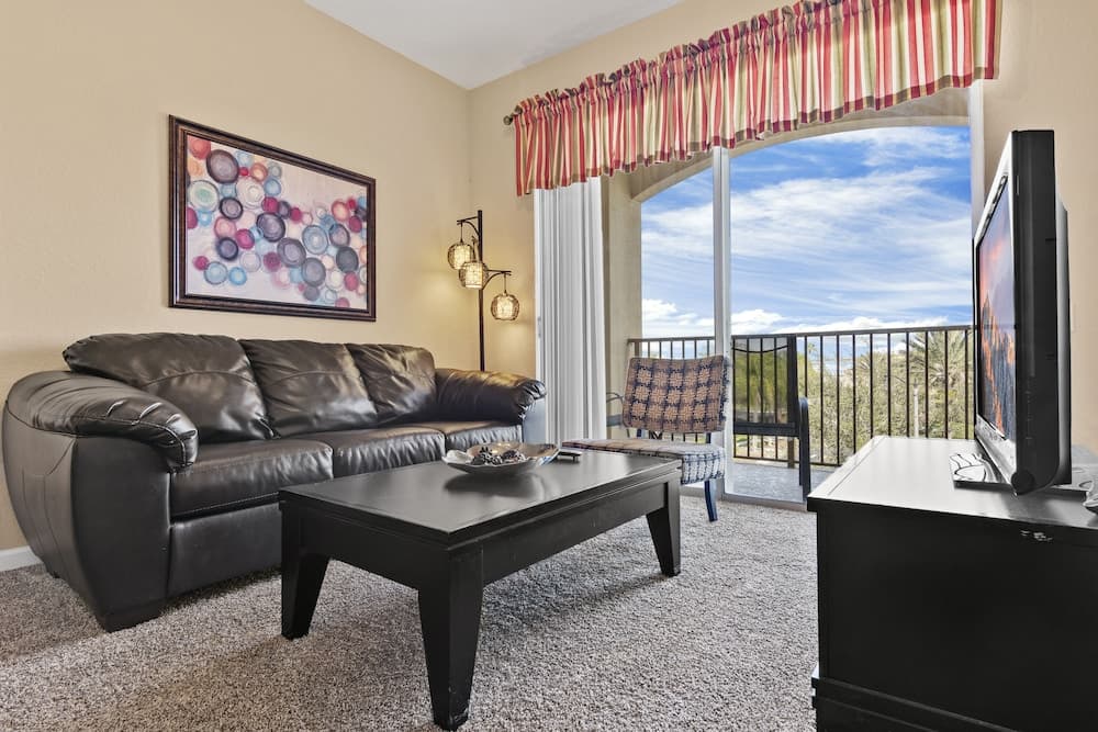 Vista Cay by Orlando Resort Rentals on Universal Boulevard: hotel room