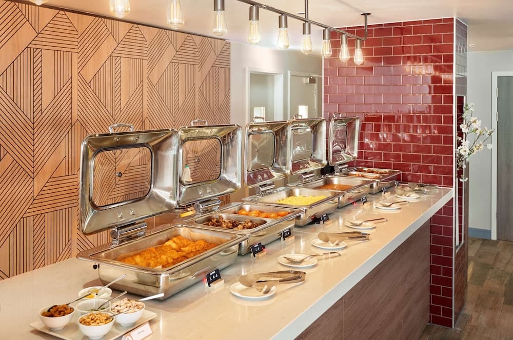 Hyatt Place London Heathrow Airport