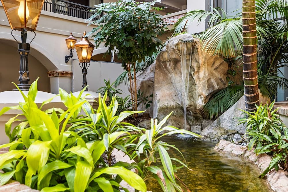 Embassy Suites by Hilton Los Angeles LAX South/El Segundo