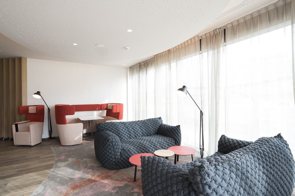 Holiday Inn Express Paris - CDG Airport by IHG: lounge